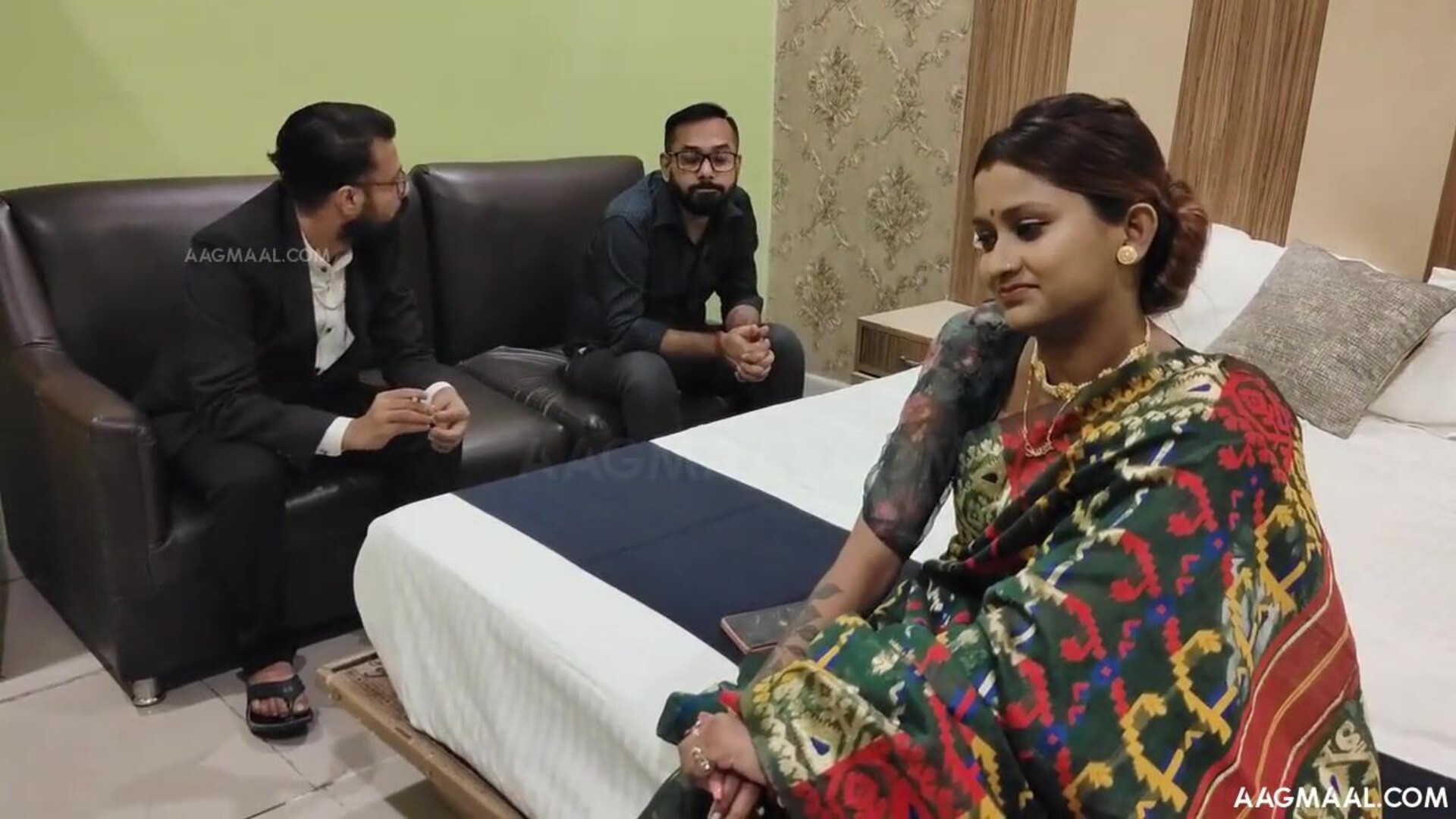 Wife Share Uncut (2023) Hindi Hot Short Film - ritupandey - prajaktajahagirdar - neelam - sapnasappu - bhargavidebi - bhargavidevi - tinanandy - tinadutta - sucharitabhattacharya - alkaraj