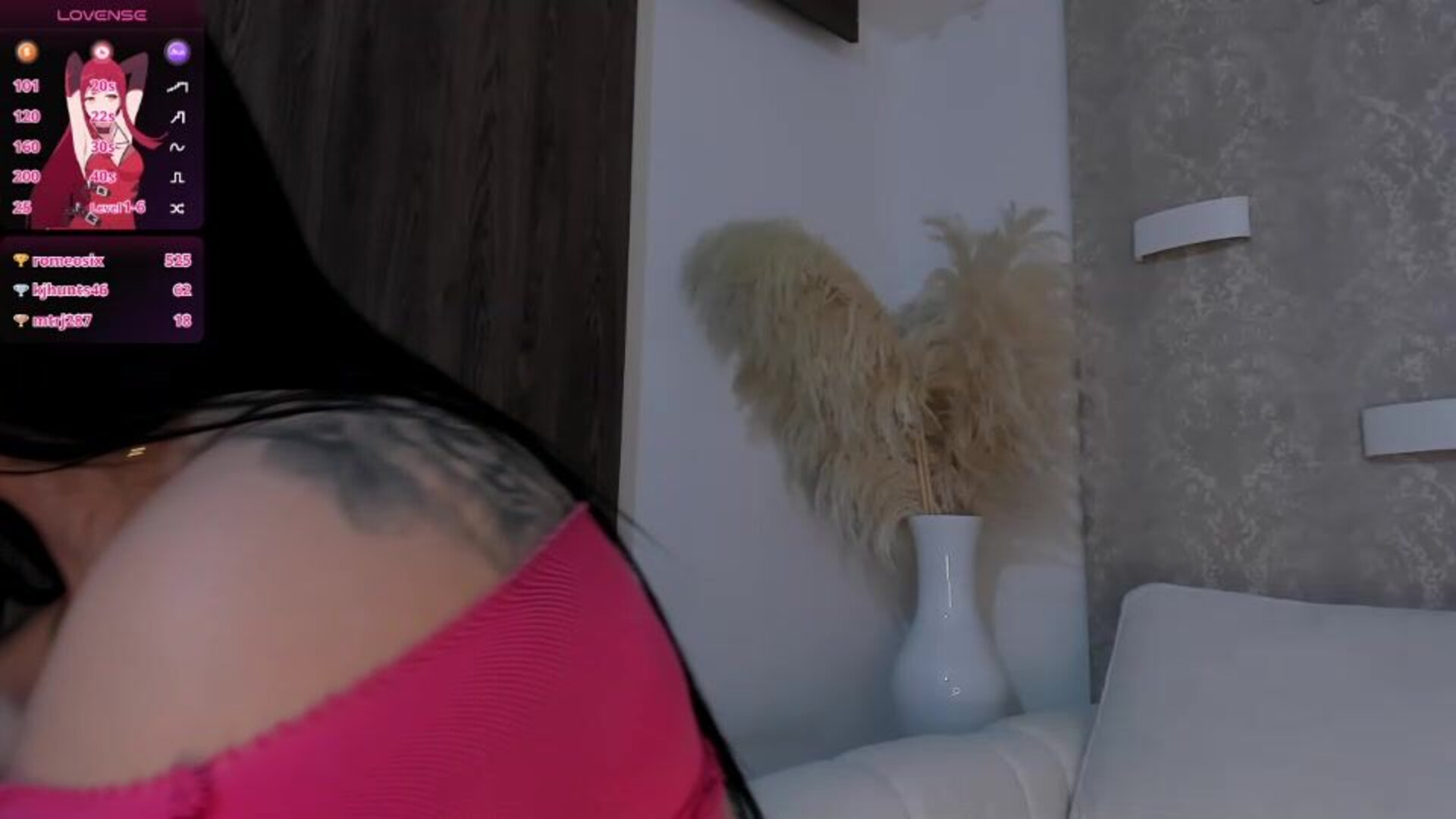 áb̀b̀ÿ ÿōñs̆ 2025 11 19 19ḣ43m̂11s̆ - webcam