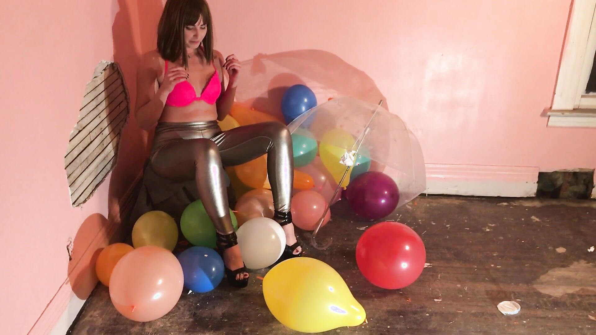 Helenas Cock Quest - Im A Balloon Poping Bitch Hahahaha - ManyVids - milf - brunette - dirty talk - big tits - natural tits