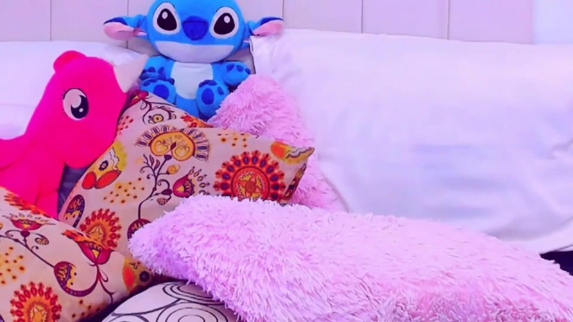 megan chester 2025 11 26 17h36m52s - webcam
