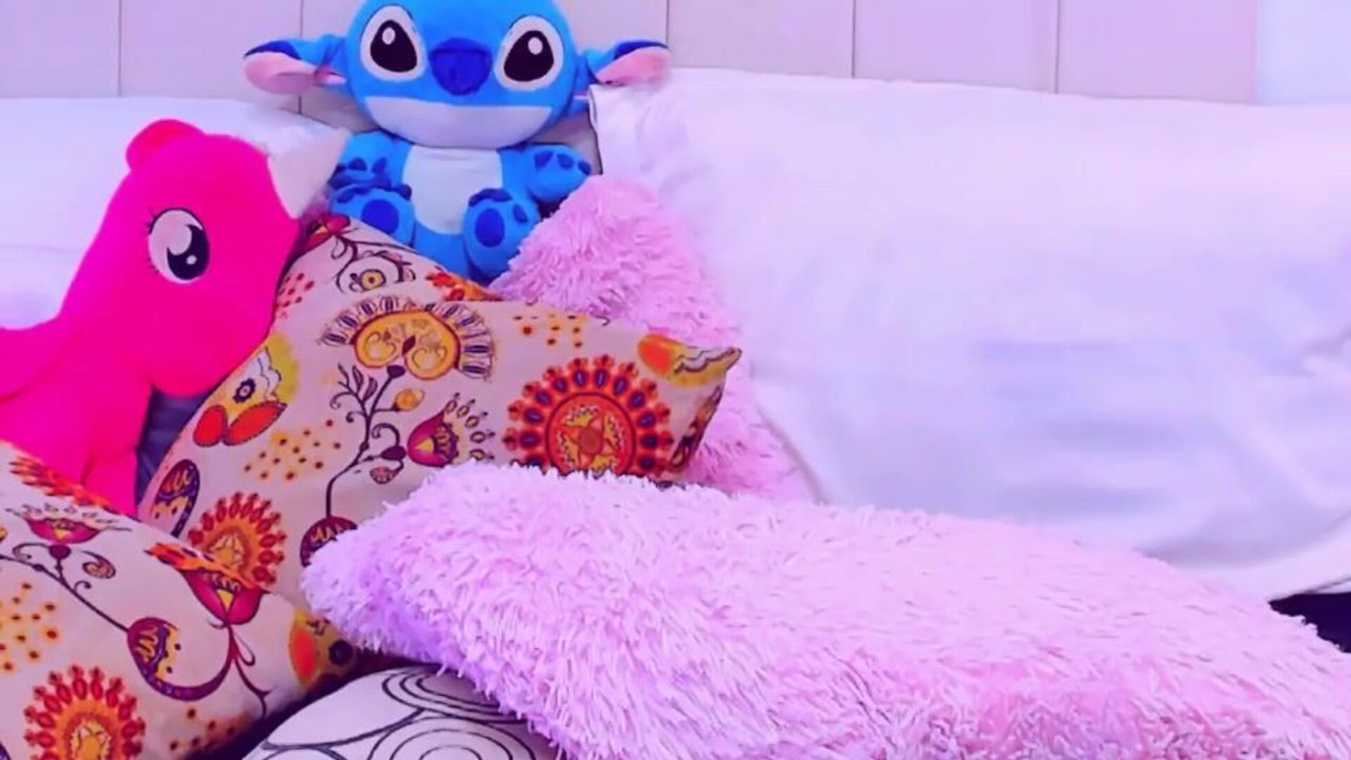 megan chester 2025 11 26 17h36m52s - webcam