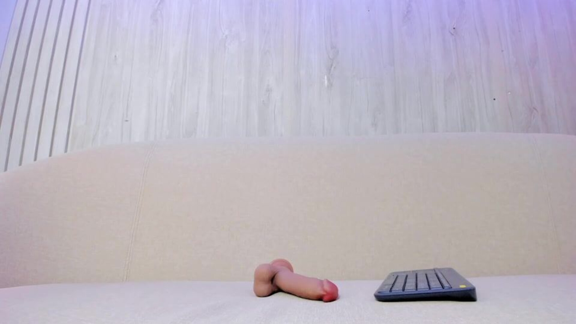 milaowens 2026 01 17 09h52m20s - webcam