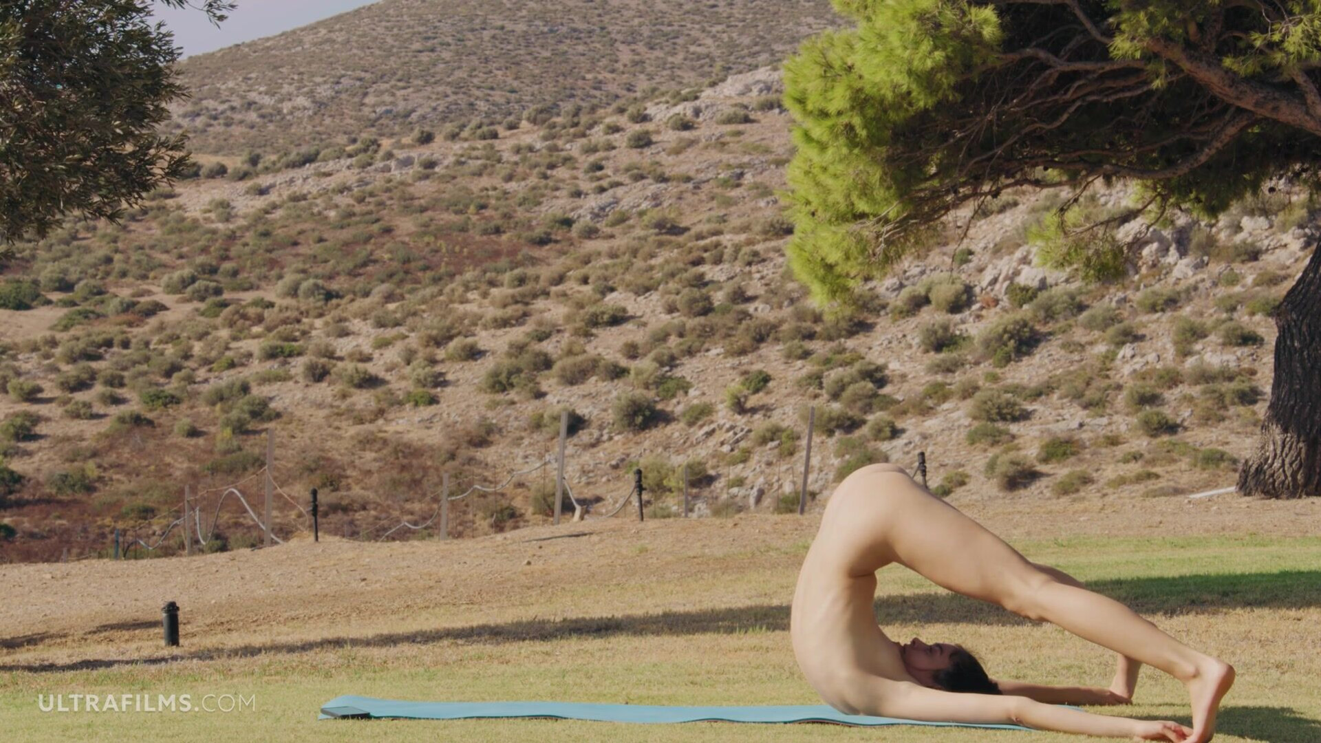 Alissa Foxy Sun Salutation - teen - babe