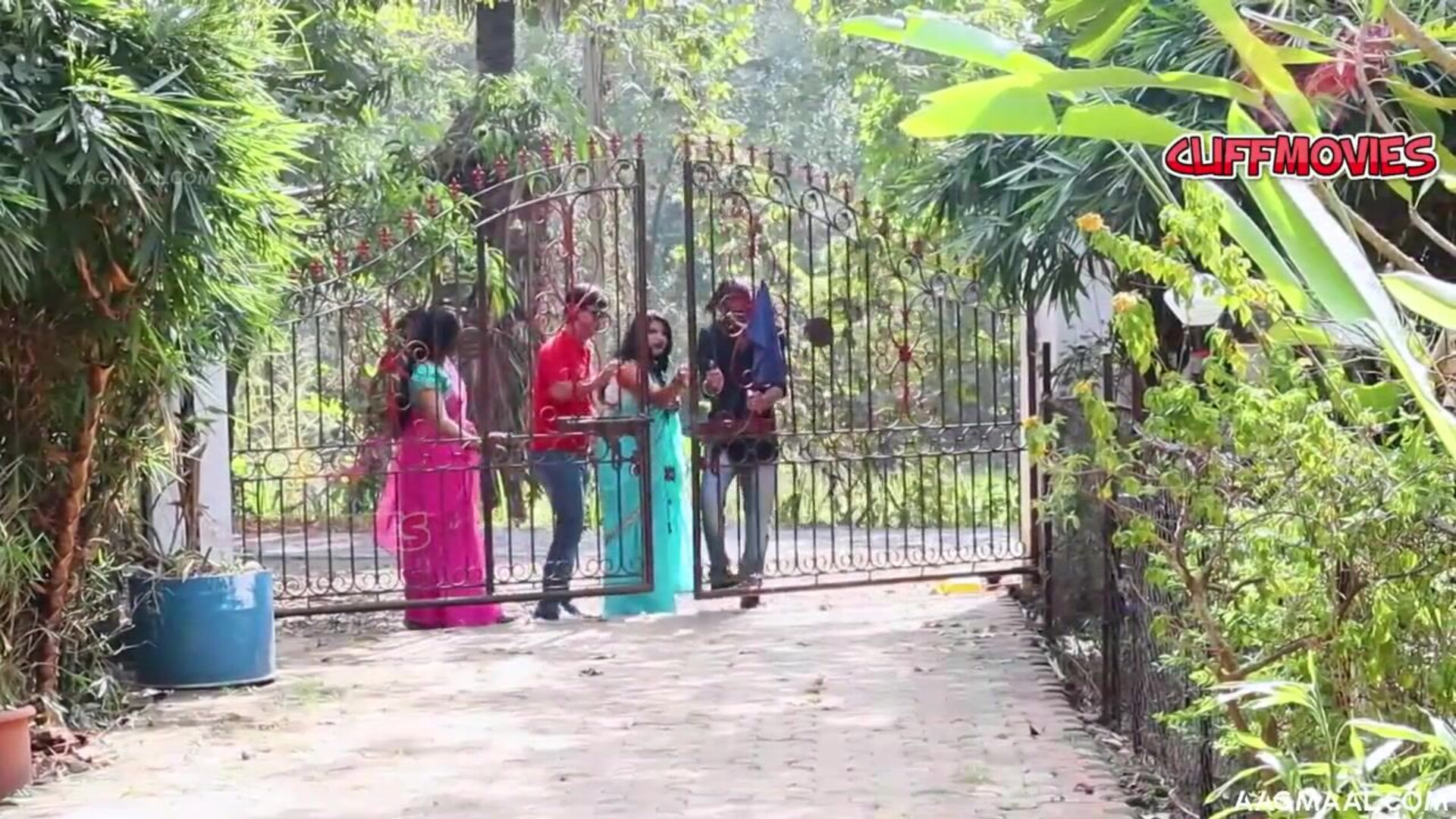 Alti Palti Season 01 Episode 01 Uncut (2022) CliffMovies Hindi Hot Web Series - neelam - sapnasappu - tinanandy - tinadutta - sucharitabhattacharya - alkaraj - priyagamre - bhartijha - ayushijaiswal -