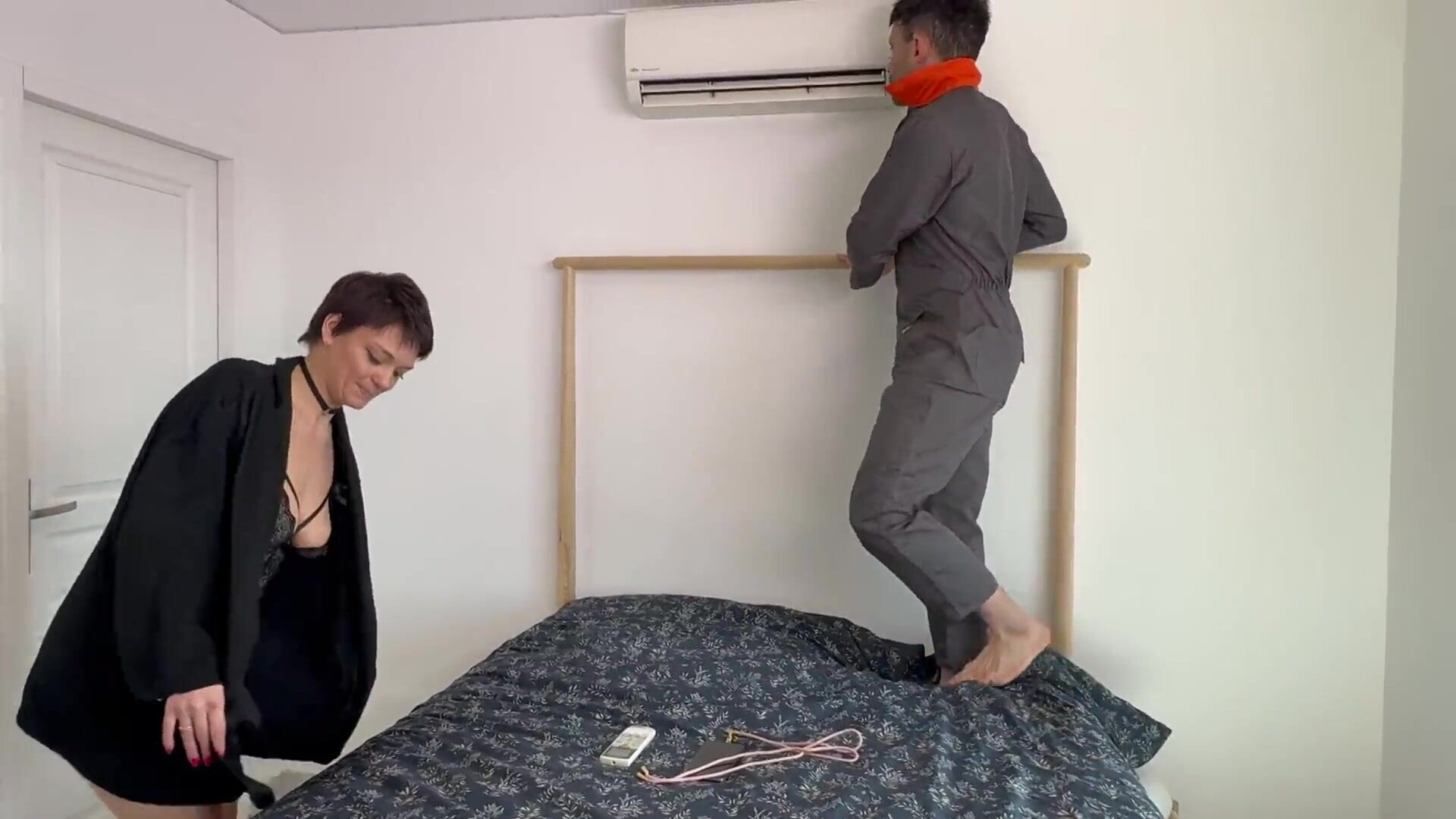Angel Angel, a young woman who is not so naive after all - milf - big ass - blowjob