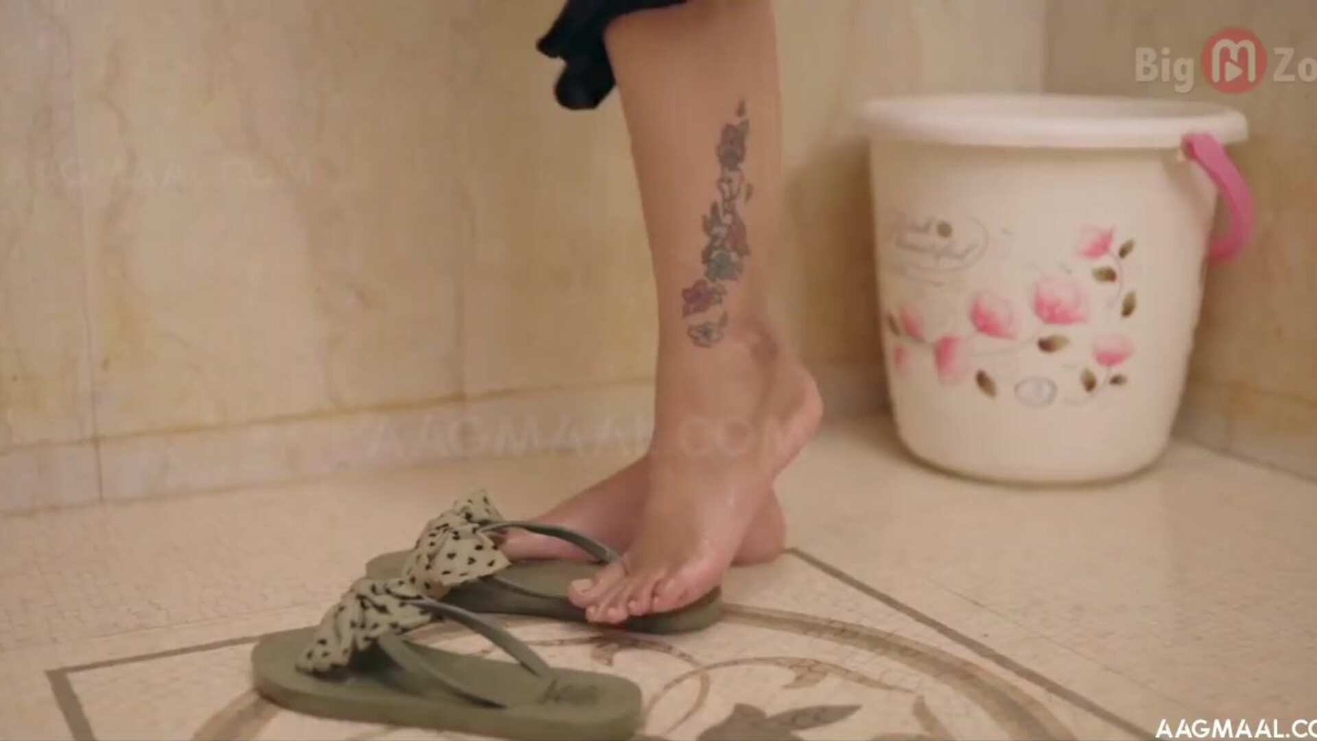 Asli Sukh Old Love Unrated (2021) BigMZoo Hindi Hot Short Film - sanandabanerjee - chandrimabanerjee - gargikhakhalary - priyagamre - bhartijha - leenasingh - prajaktajahagirdar - kairashehgal - sharonparmar - ayushibhowmick