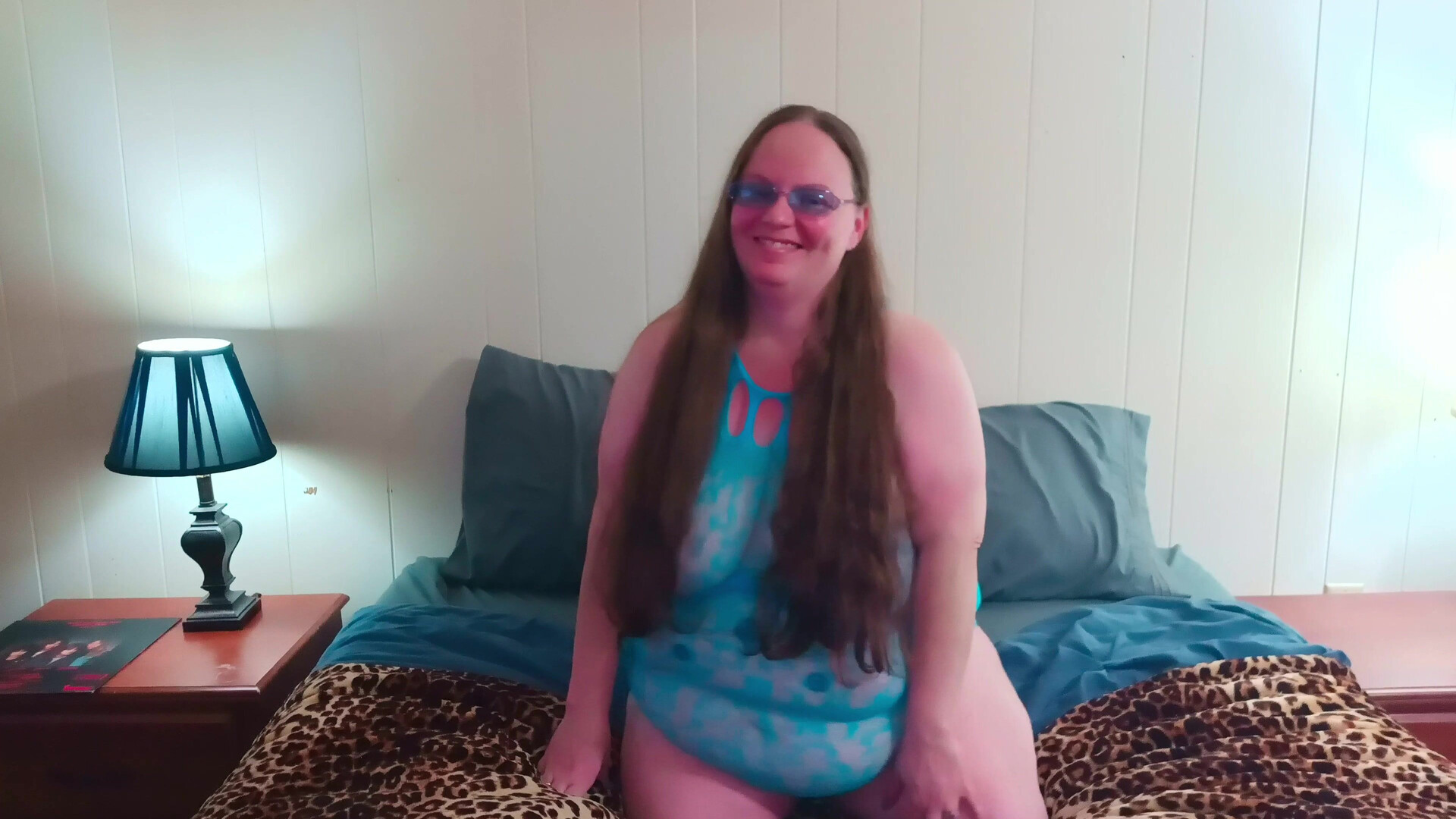 BBW Wife showing off - bbw - wife - fatty