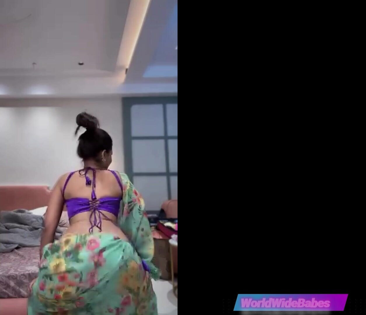 Hot Desi Babe Twerk in Saree - desi - saree - twerking - twerk - big ass - dance - dancing