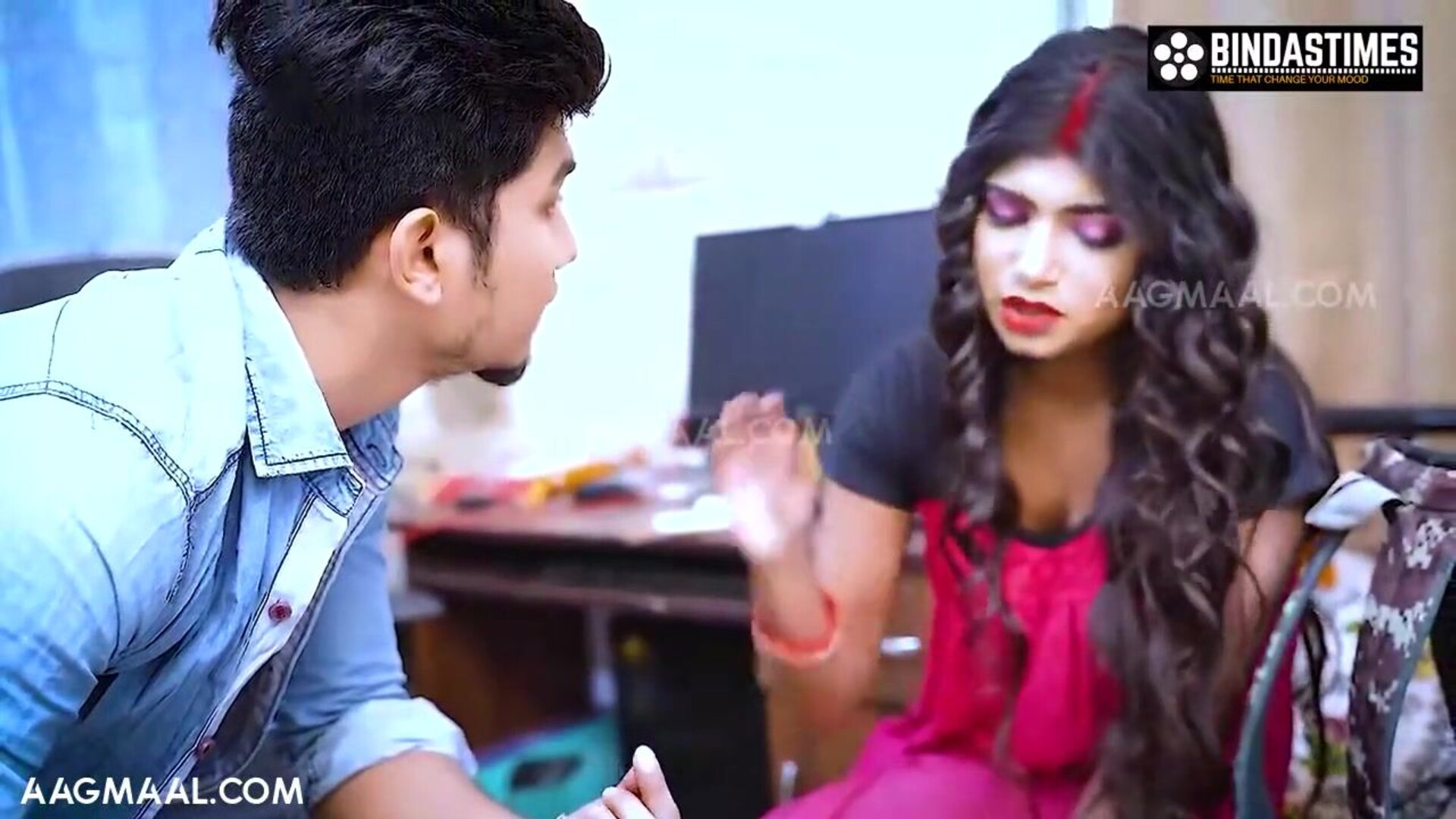 Laptop Service Boy Uncut (2022) BindasTime Hindi Short Film - kanchanarora - sucharitabhattacharya - tinanandi - tinanandy - tinadutta - sapnasappu - kajalchauhan - nanditadutta - pallavipatil - priya