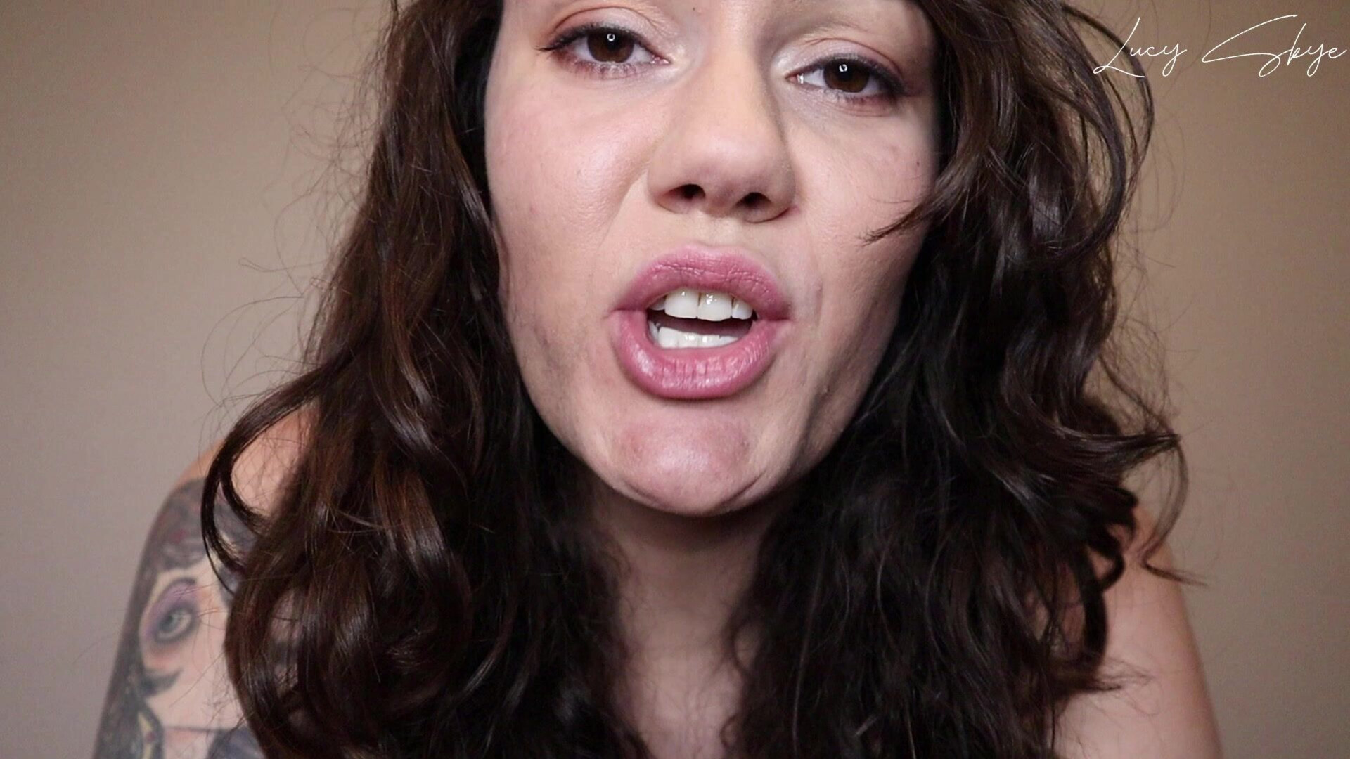 Lucy Skye Sissy Mantras - solo - amateur - fetish