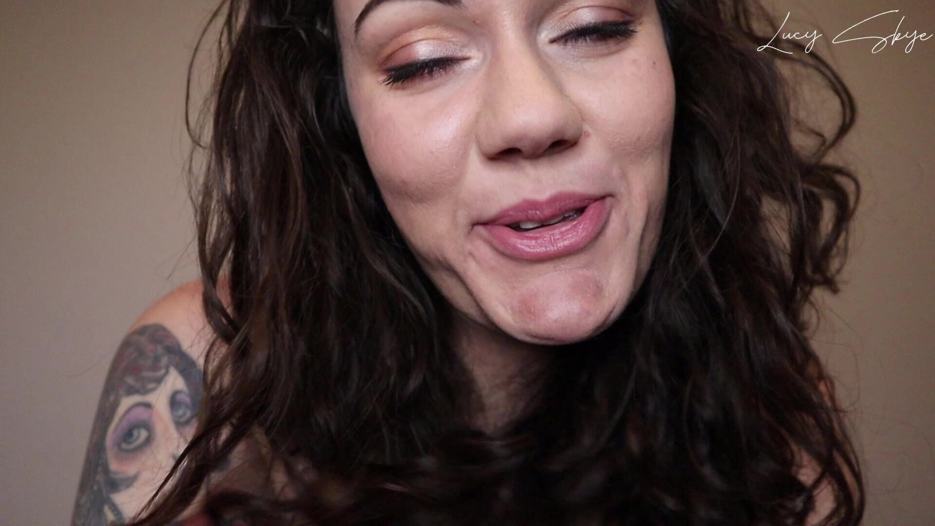 Lucy Skye Sissy Mantras - solo - amateur - fetish