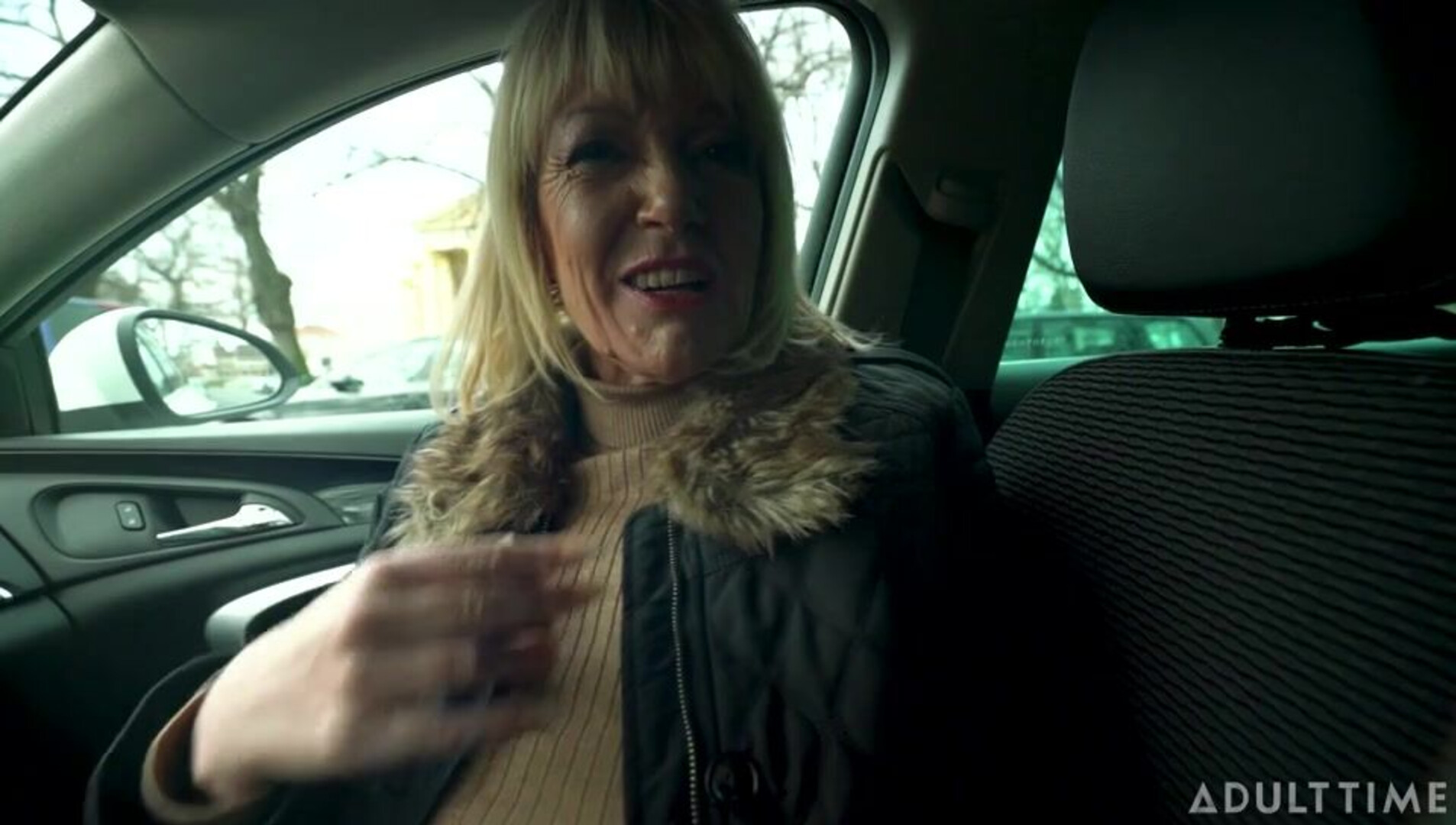 Milf Amy – Gilf Hunter - mature - milf - big ass