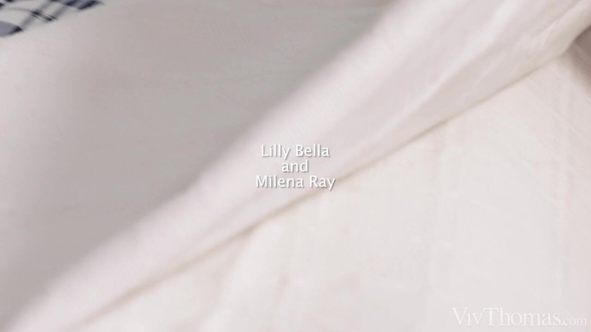 Morning Excitement (Lilly Bella i Milena Ray) - lesbian