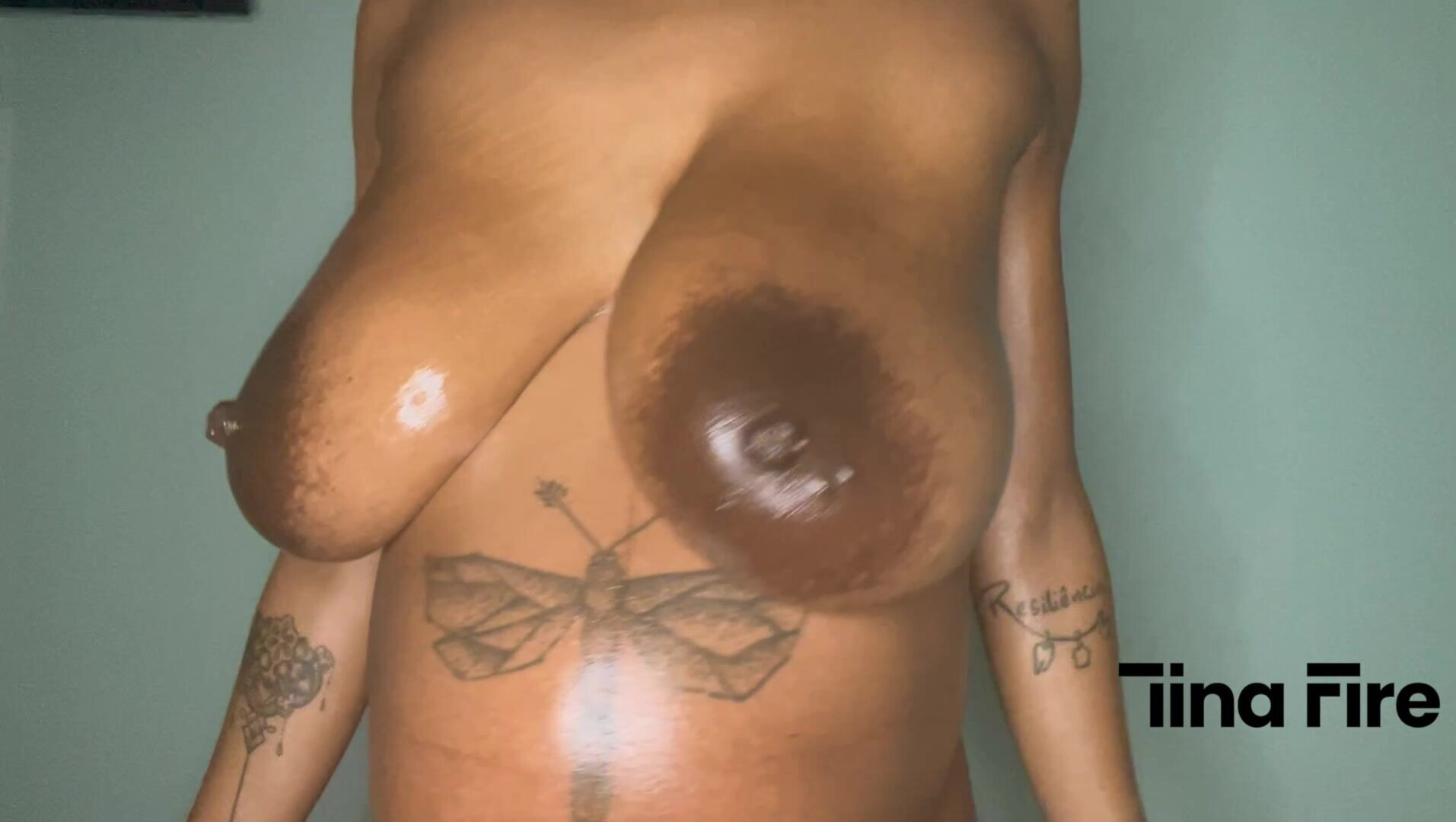 Preggo FIRE Oil Show - oil