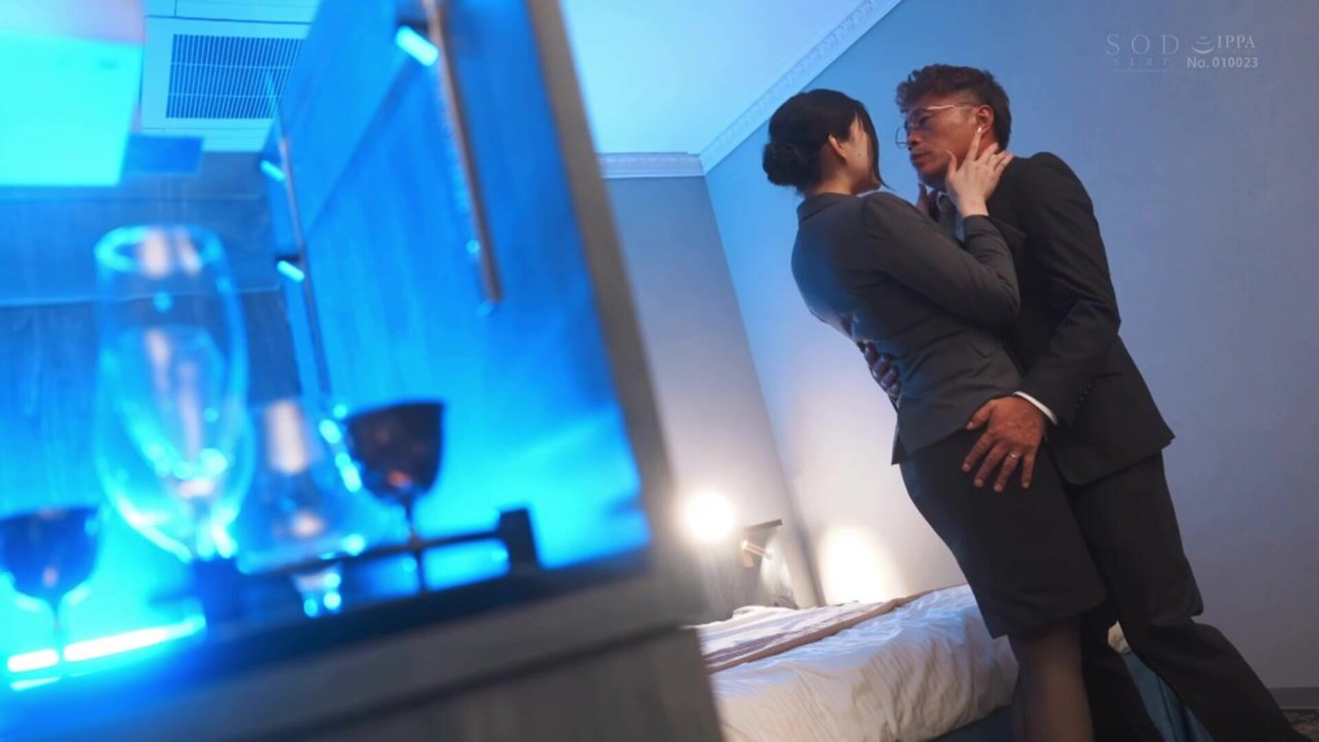 Rei Kamiki A Beautiful Hotelier's Secret Hobby Is Seducin - big ass - hardcore - anal
