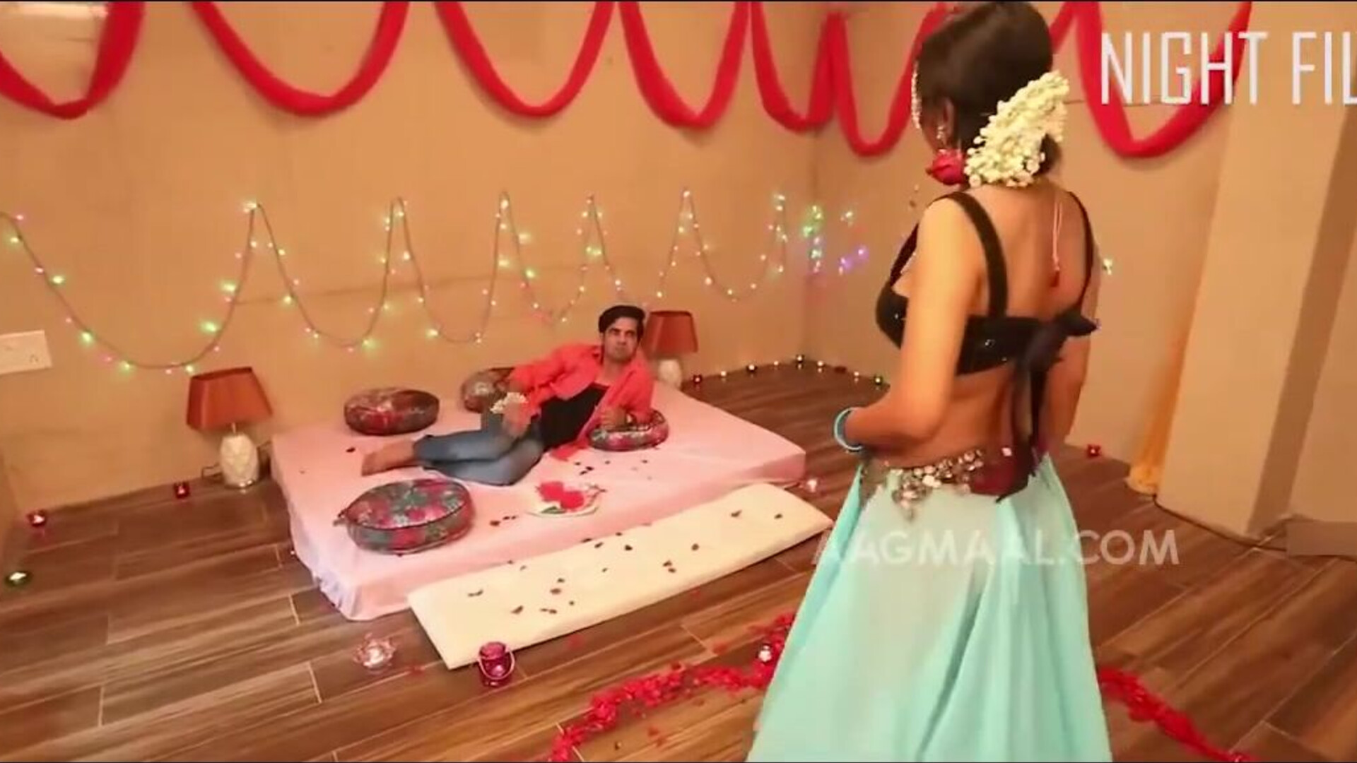 Tawayaaf Uncut (2022) NightCinema Hindi Hot Short Film - sapnasappu - tinanandy - tinadutta - sucharitabhattacharya - zoyarathore - kajalchauhan - jyotimishra - anmolkhan - fetish - blowjob