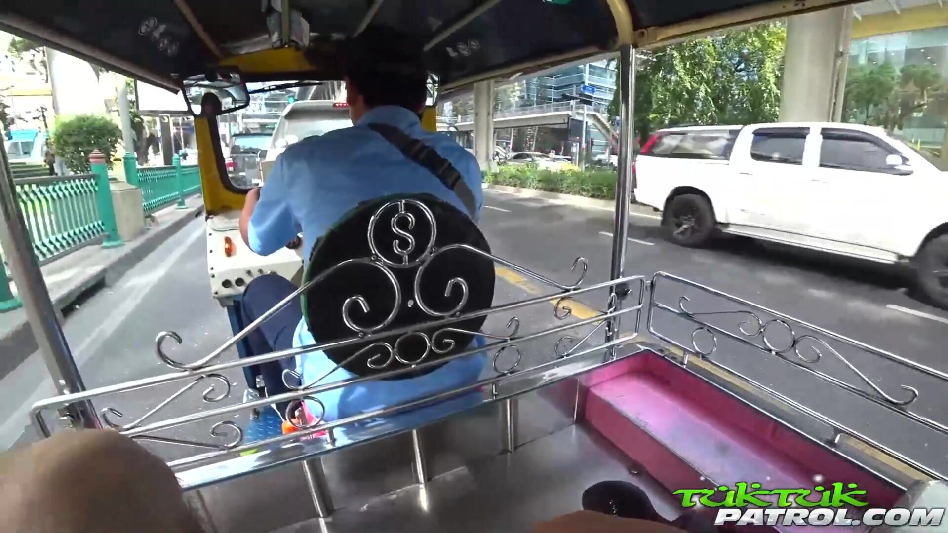 Tuk Tuk Coco - big ass - big tits - blowjob - sex - fuck