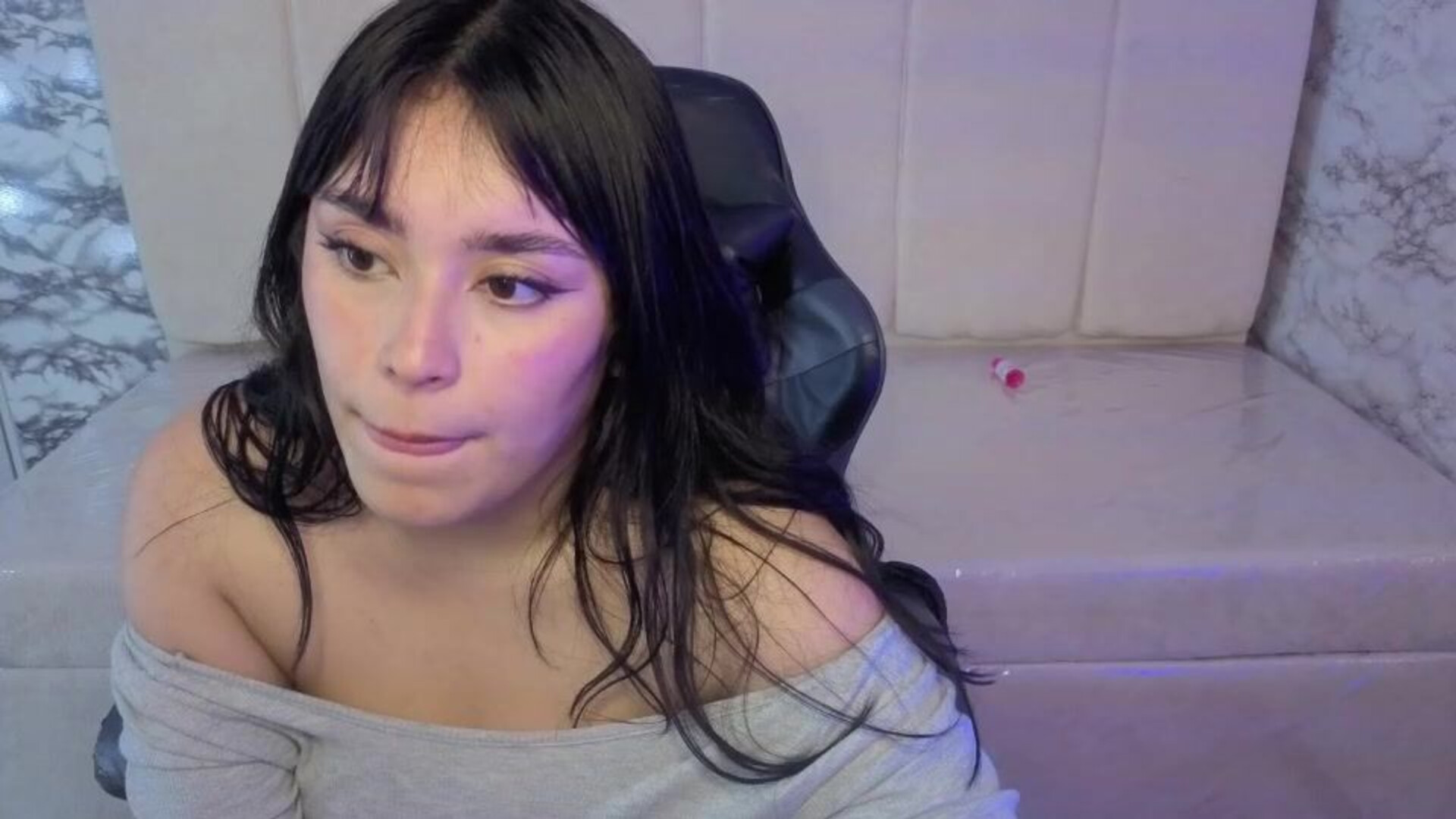 laksmy v 2025 12 13 11h49m03s - webcam