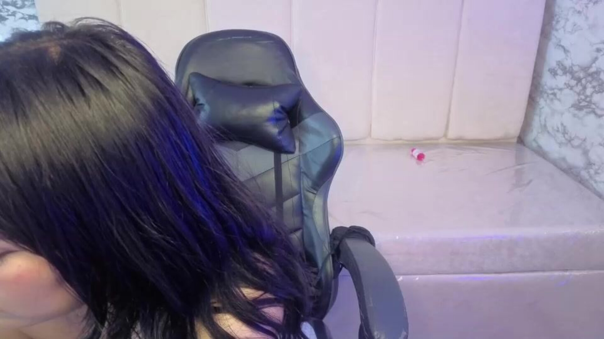laksmy v 2025 12 13 11h49m03s - webcam