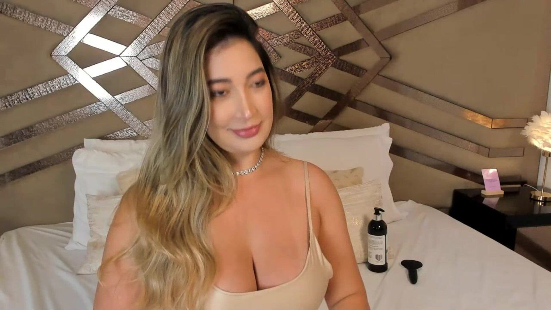 rafaelakovalenkoo 2025 11 23 08h29m09s - webcam