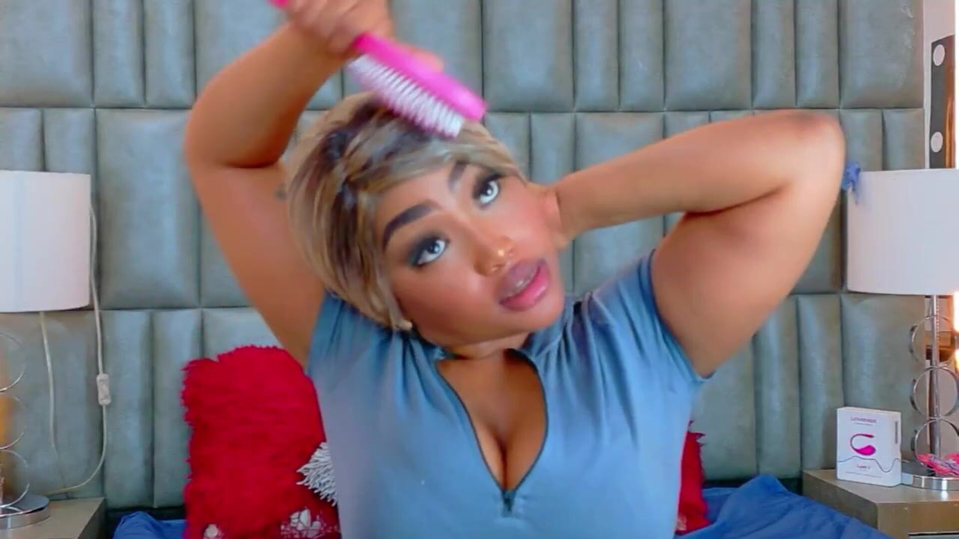 tianah glow 2025 12 29 22h18m07s - webcam