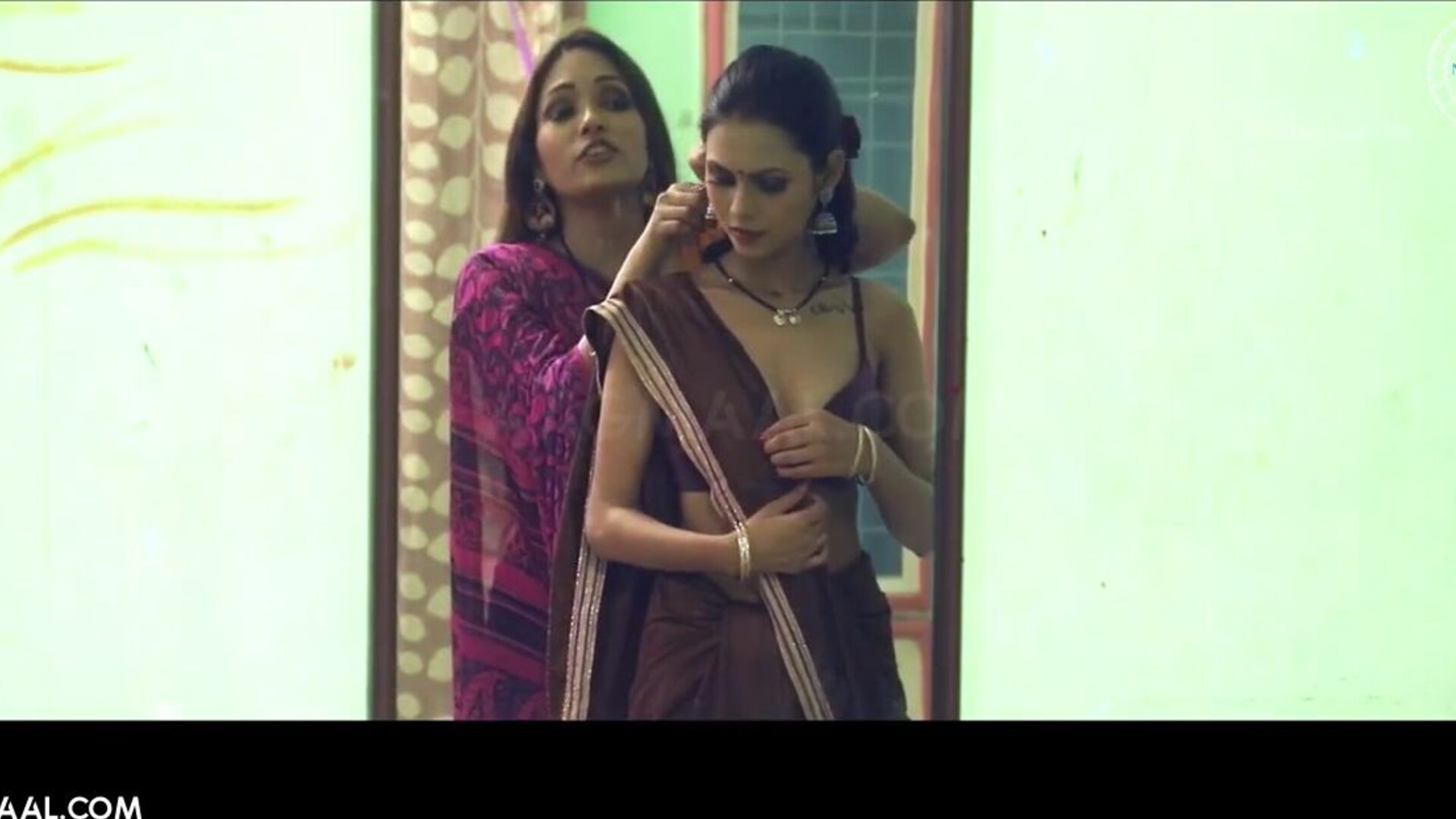 Adhuri Suhagraat Season 01 Episode 03 Uncut (2023) Nuefliks Hindi Hot Web Series - ridhimatiwari - natasharajsewari - bhartijha - prajaktajahagirdar - priyagamre - leenasingh - sharonparmar - ayushibh