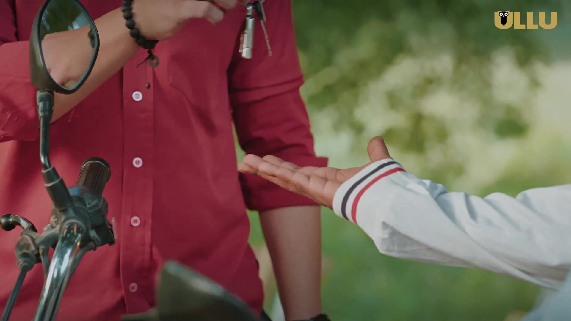 Dil To Baccha Hai S01E02 - ass