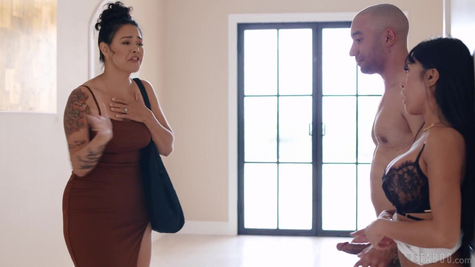 EMBER SNOW, DANA VESPOLI, OLIVER DAVIS HIGHLY RECOMMENDED - bigass - blonde - milf - blackhair - asian