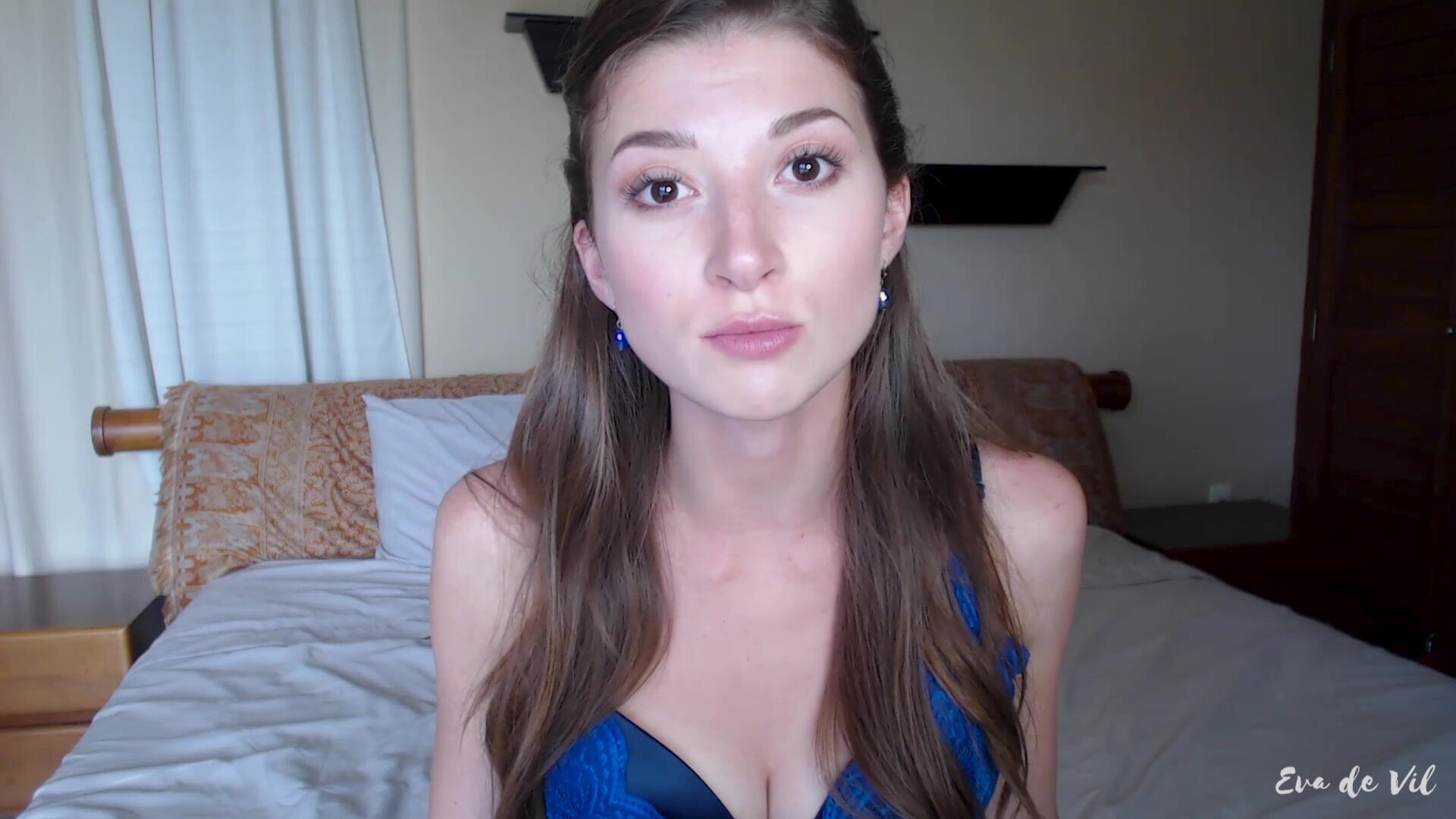 Eva De Vil 5 Minute Sissy Orgasm - brunette - masturbation
