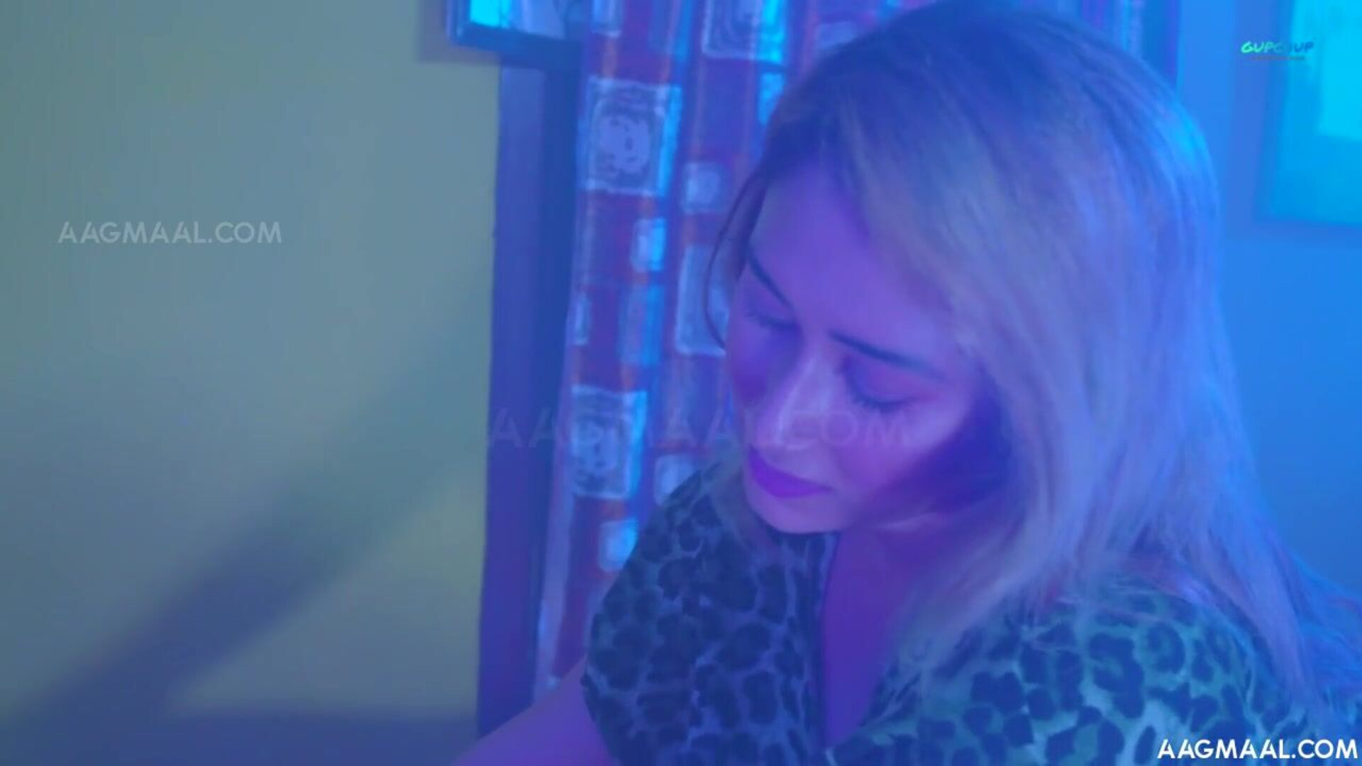 Midnight Massage Parlour Season 01 Episode 02 Uncut (2023) GupChup Hindi Hot Web Seri - gargikhakhalary - priyagamre - bhartijha - leenasingh - prajaktajahagirdar - kairashehgal - sharonparmar - ayush