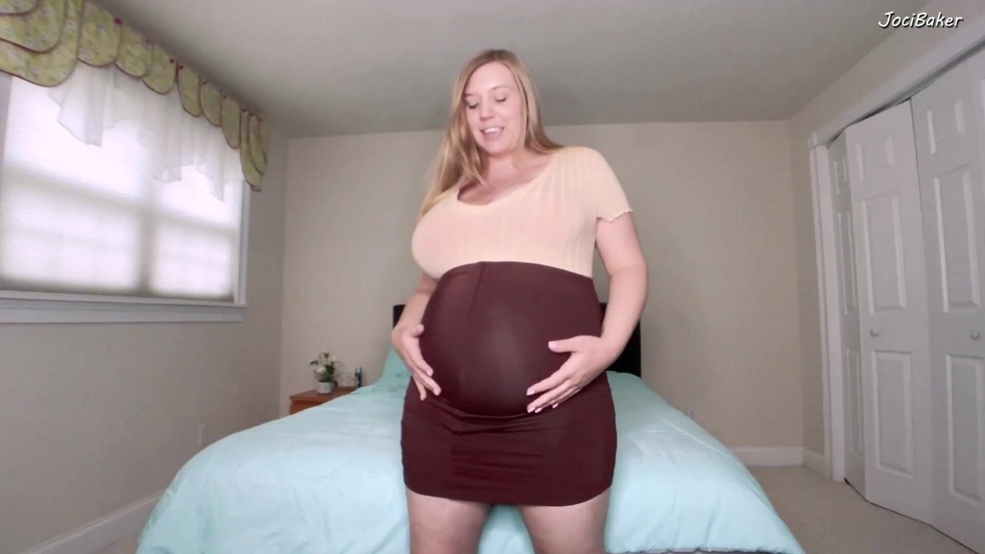 Pregnant Mommy Thanks You - big ass - babe
