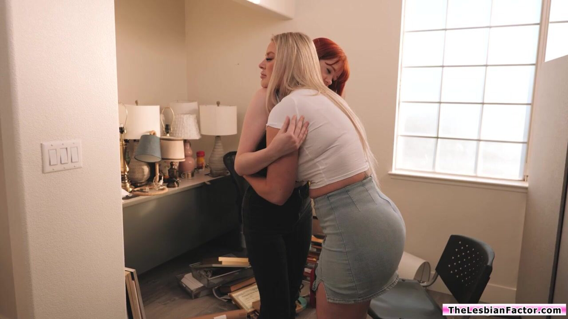 Redhead lesbian fingering milf neighbor - lesbian - oral - finger - big tits - milf - kiss - petite - big ass - shaved - lingerie