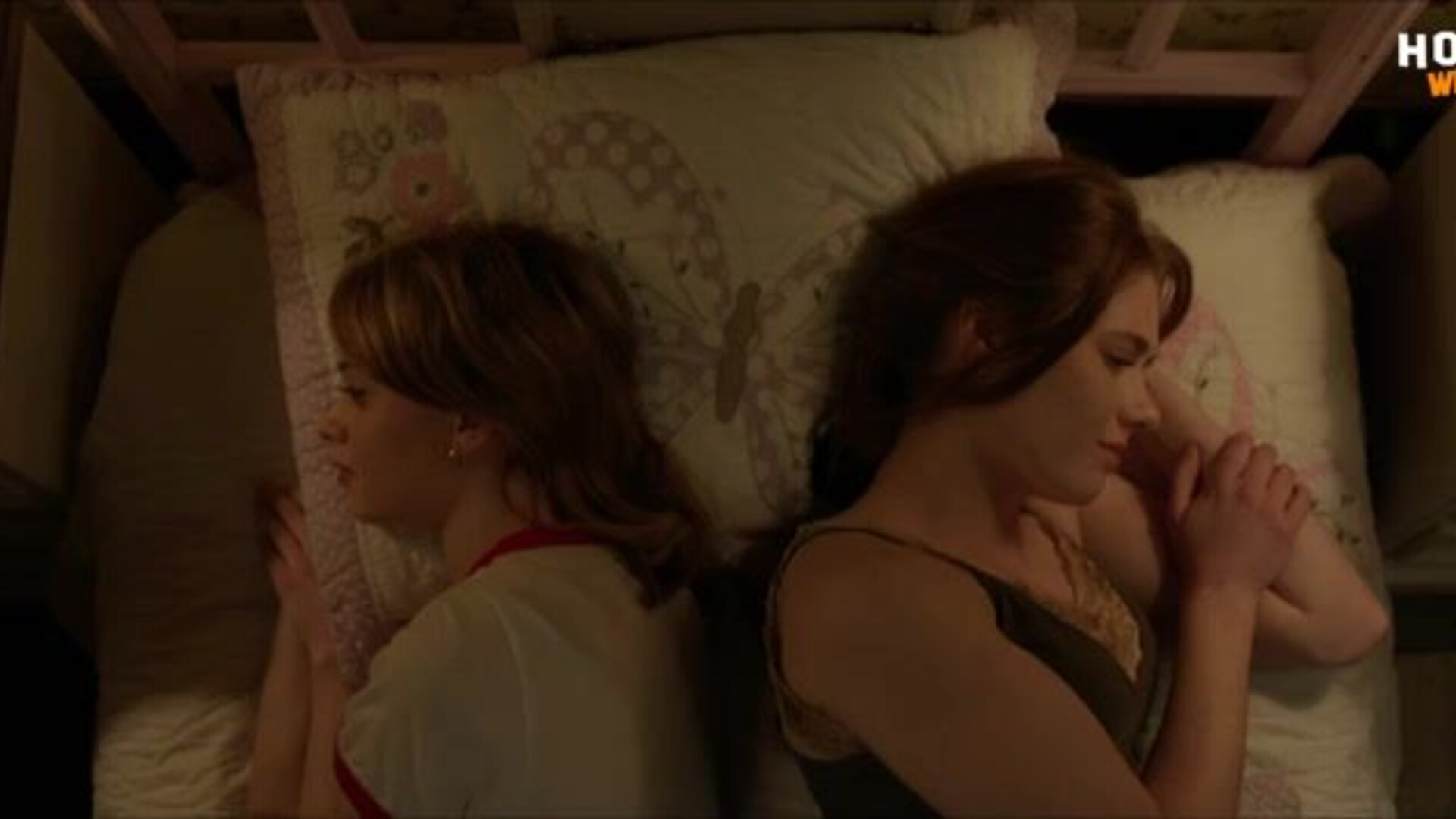 Teens Lesbian Scene - celebrity - celeb - movie - scene - hollywood - mainstream