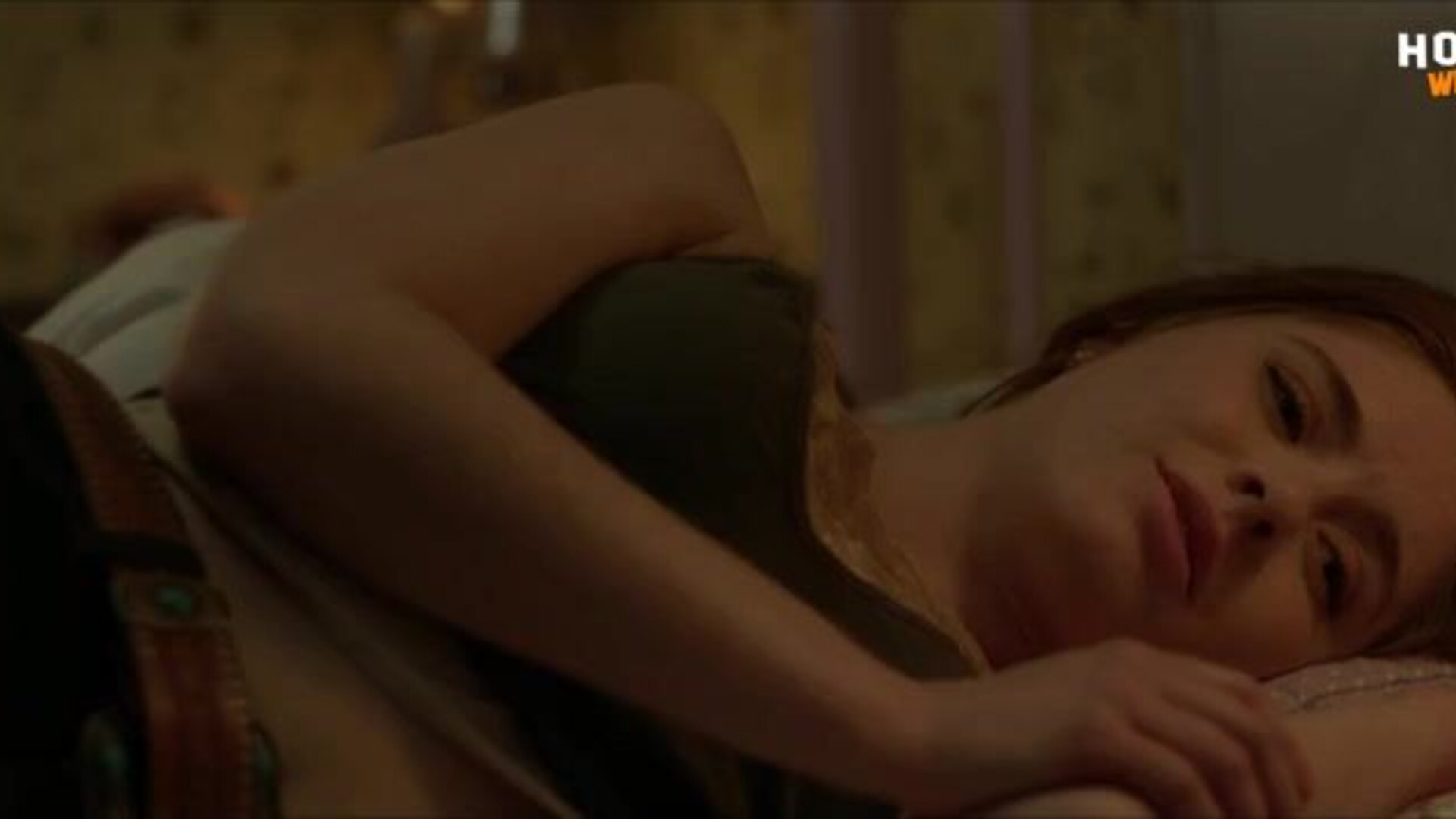 Teens Lesbian Scene - celebrity - celeb - movie - scene - hollywood - mainstream