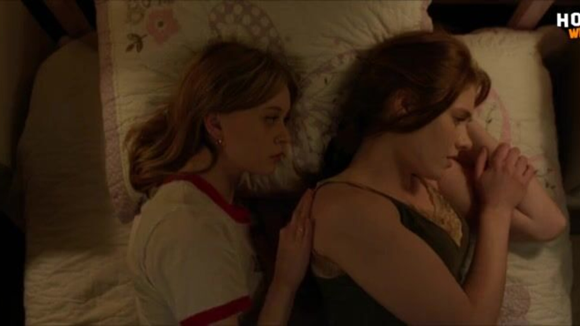 Teens Lesbian Scene - celebrity - celeb - movie - scene - hollywood - mainstream