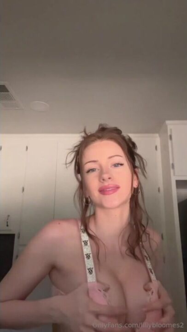 lilly bloomes nude topless boobs reveal - big ass - big tits - blowjob - sex - fuck