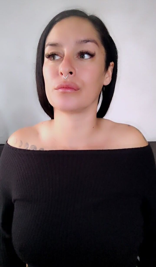 maimaixxx 2025 11 30 05h19m45s - webcam