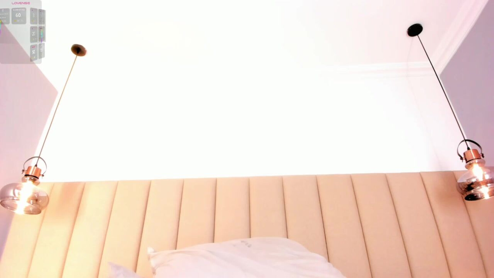 megan monroe 2025 11 21 19h36m17s - webcam