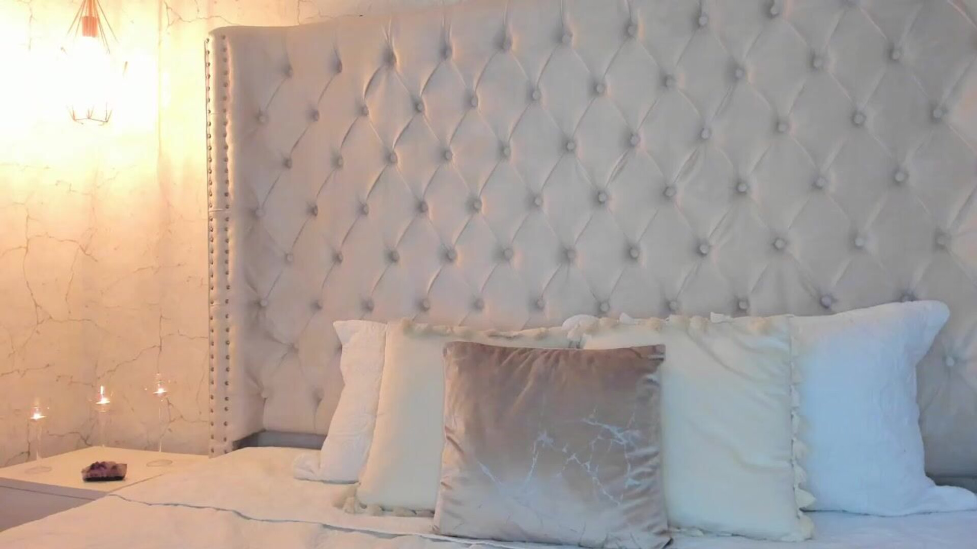 stefy flowers 2026 01 09 14h58m34s - webcam