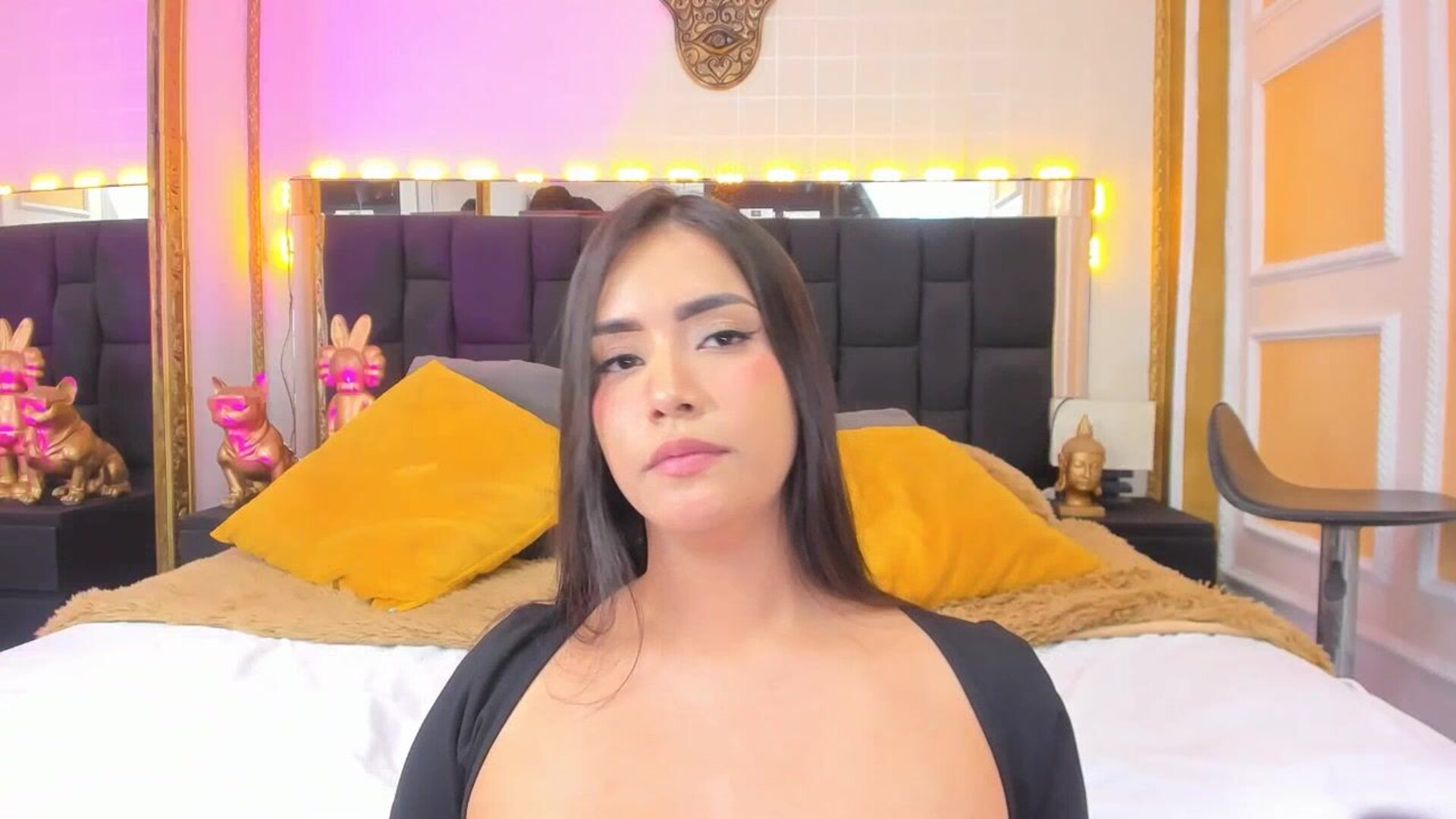 violetgomez 2026 01 13 17h47m13s - webcam