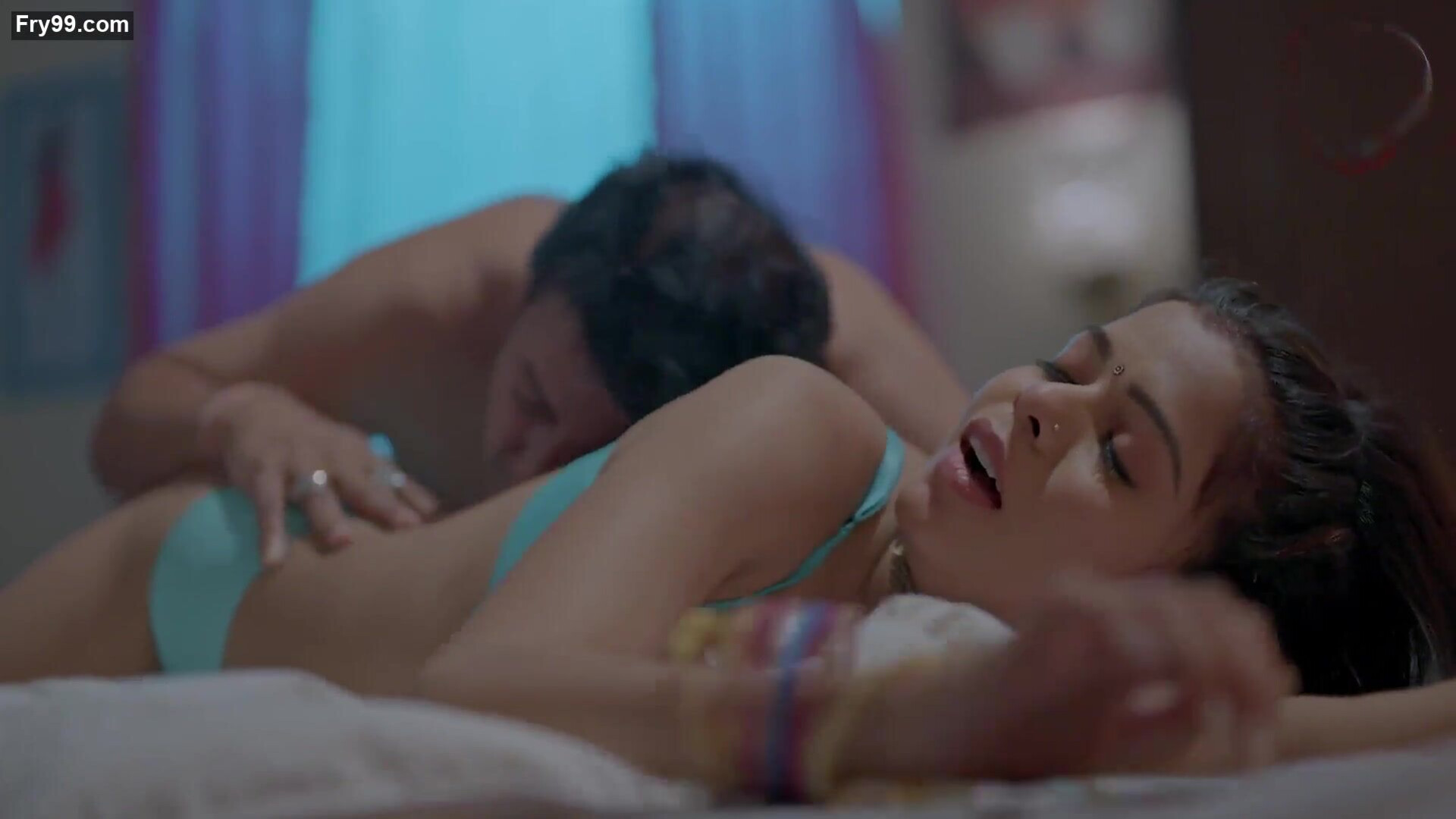 Adhuri Aas S01E01 - ass
