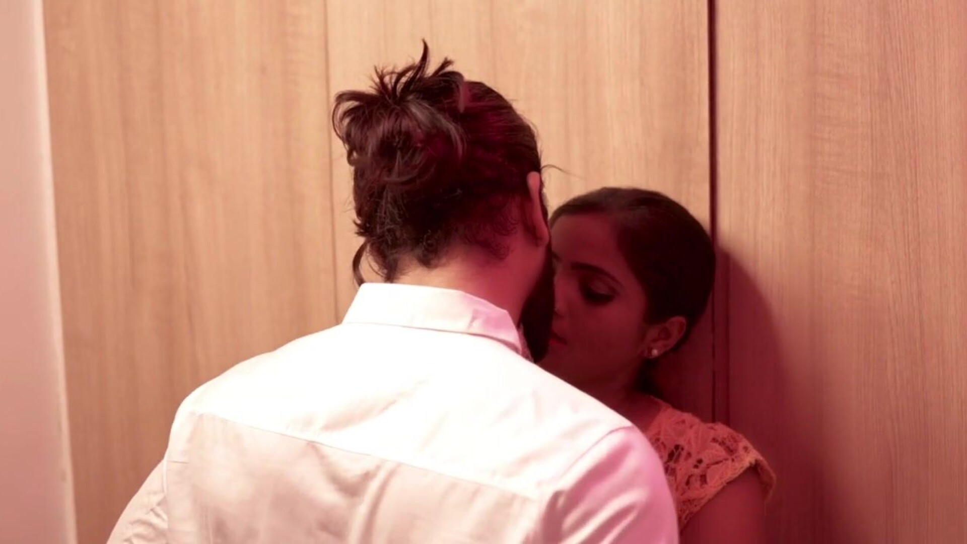 Birthday Gift (2023) Hindi Hot Short Film - neelam - sapnasappu - tinanandy - tinadutta - sucharitabhattacharya - alkaraj - priyagamre - bhartijha - ayushijaiswal - suhanakhan