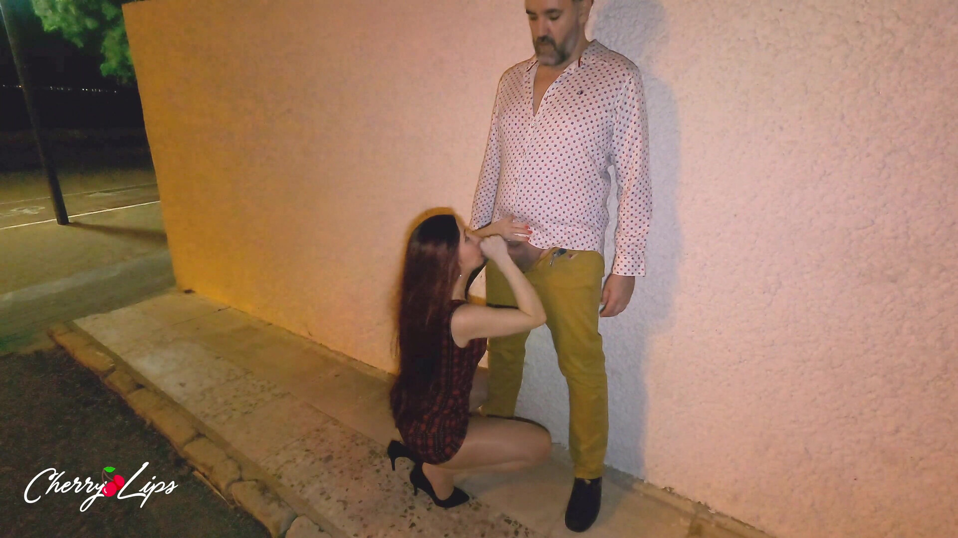 Cherry Lips Caught Fucking In Public With A Stranger In The Back Street Of A Nightc - amateur - milf - hardcore