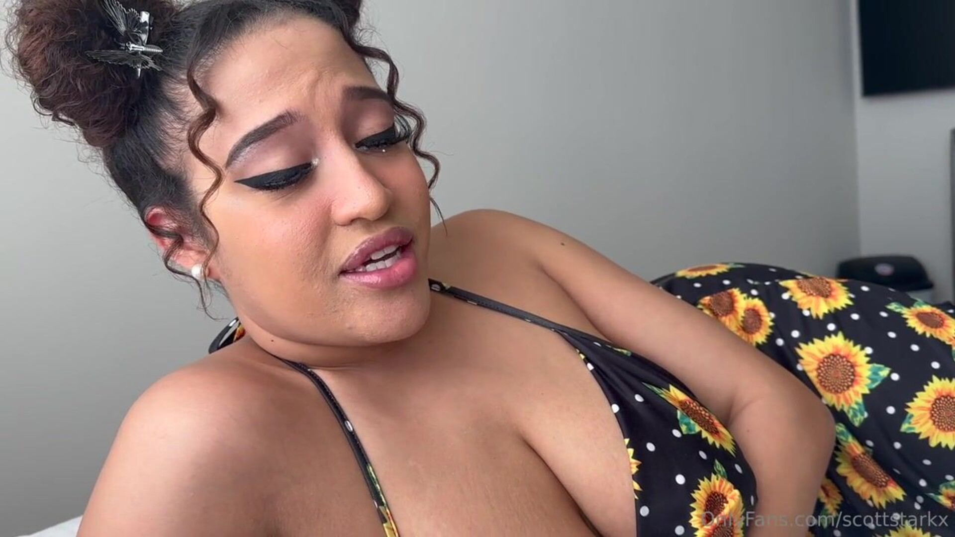 Funsizedmegan POV - bbw - blowjob lips - curvy body