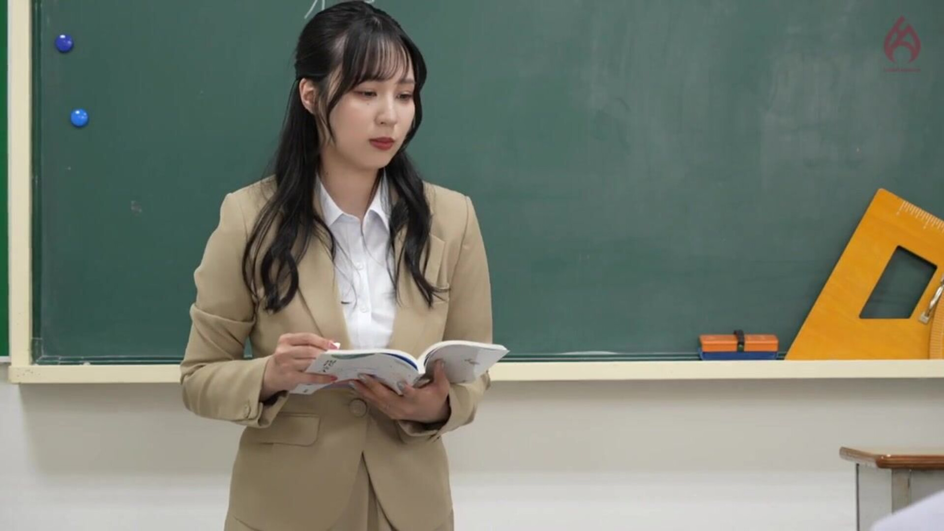 HEZ 849 — I Took Advantage Of A Married Female Teacher s - asian