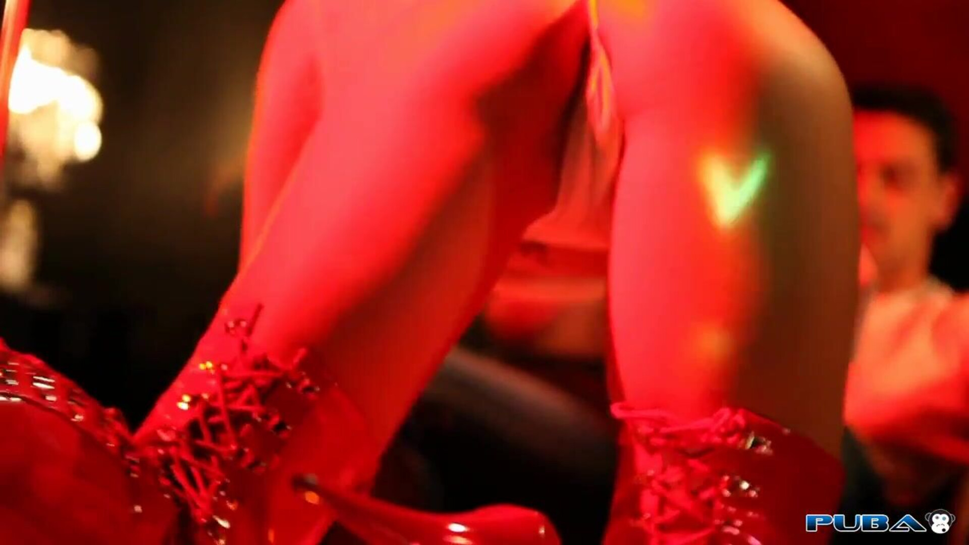 Hot Stripper - big tits - blonde - blowjob