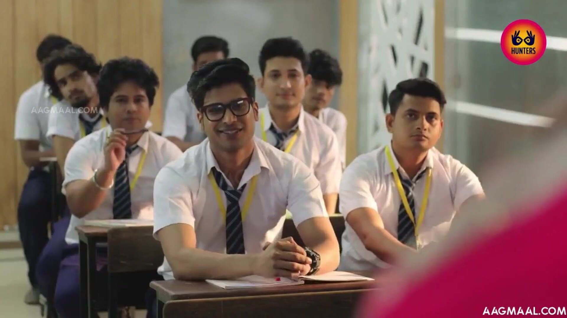 Yes Mam Season 01 Episode 03 (2023) HuntersApp Hindi Hot Web Series - ritupandey - prajaktajahagirdar - neelam - sapnasappu - bhargavidebi - bhargavidevi - tinanandy - tinadutta - sucharitabhattachary