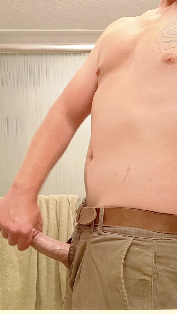 Young Tattooed DaveSquirts Spanks his Monkey - amateur - tattoos - young - fat cock