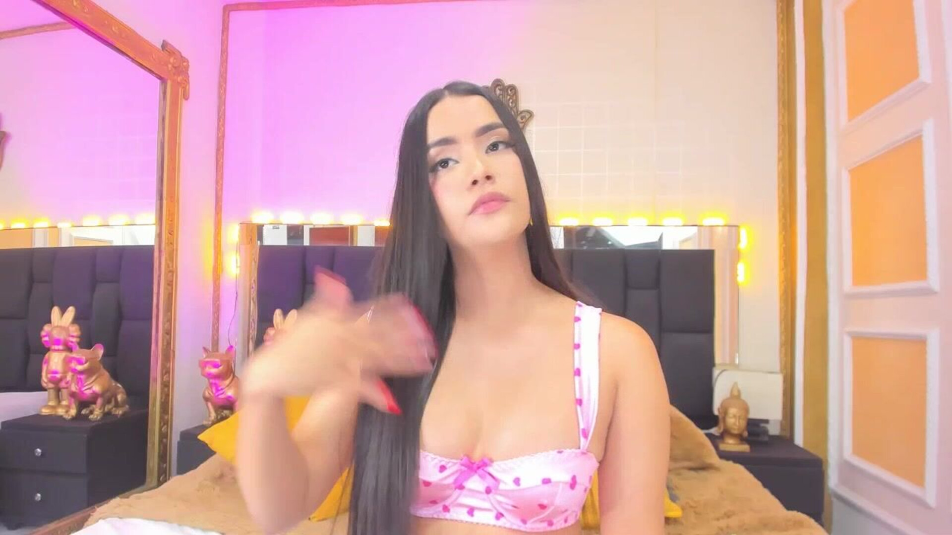violetgomez 2026 01 08 15h27m20s - webcam