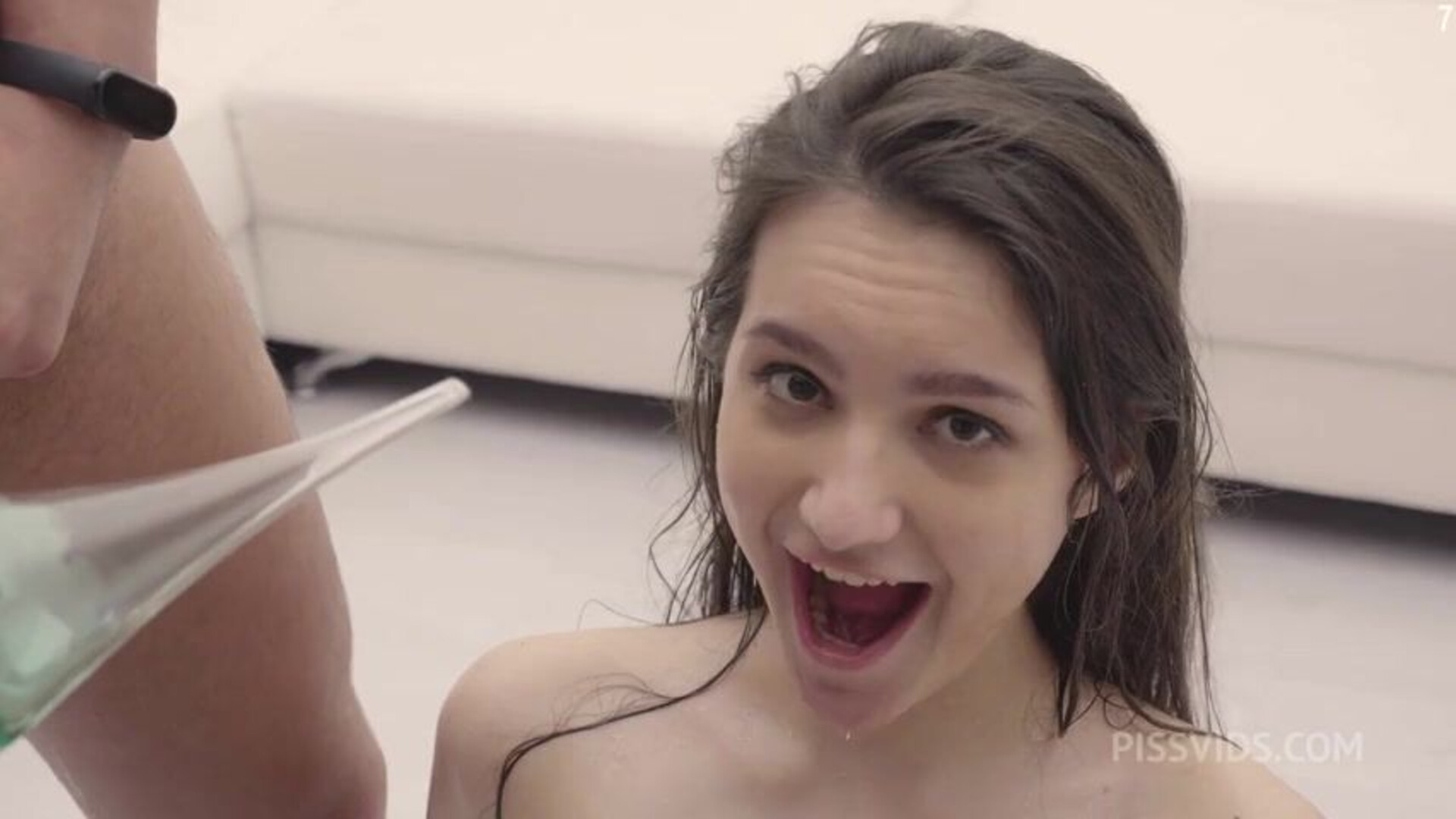 Alasa H Cocksucking asstoy blowbang GangBang - gangbang - blowbang - wet cocksucking - pissslut